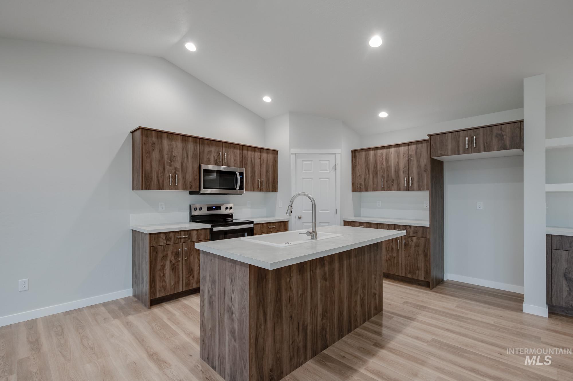 16730 Dunning Way, Caldwell, Idaho 83607, 4 Bedrooms, 2 Bathrooms, Residential For Sale, Price $428,990,MLS 98967487