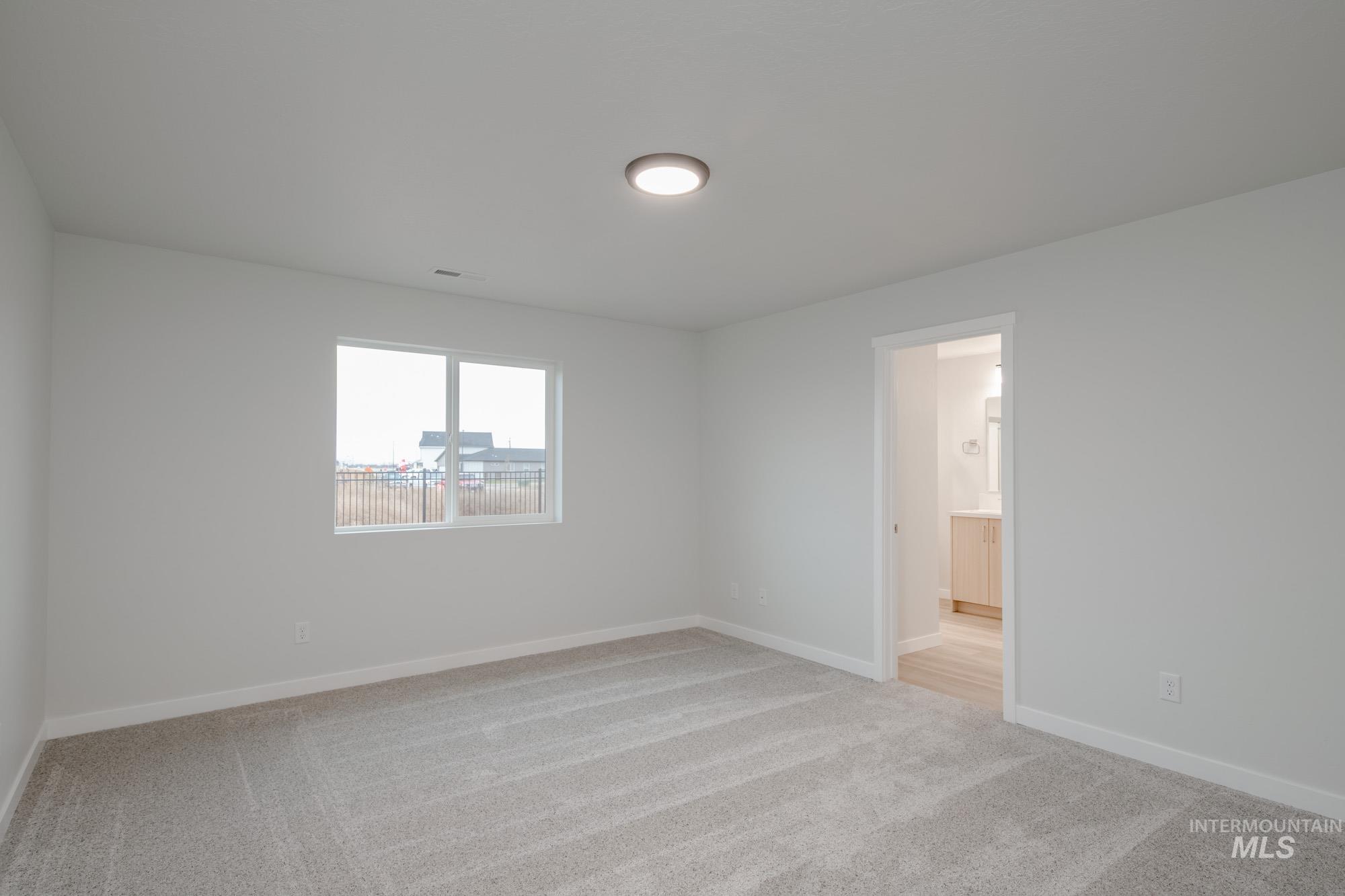 16698 Dunning Way, Caldwell, Idaho 83607, 4 Bedrooms, 2 Bathrooms, Residential For Sale, Price $424,990,MLS 98967489