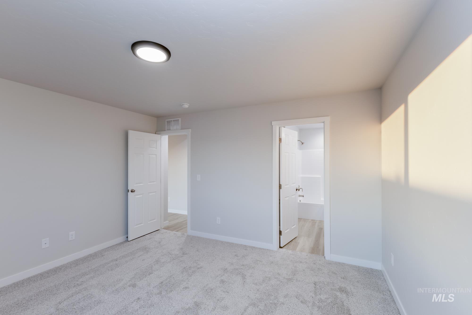 7406 S Menzingers Ave, Meridian, Idaho 83642, 3 Bedrooms, 2 Bathrooms, Residential For Sale, Price $399,990,MLS 98967490