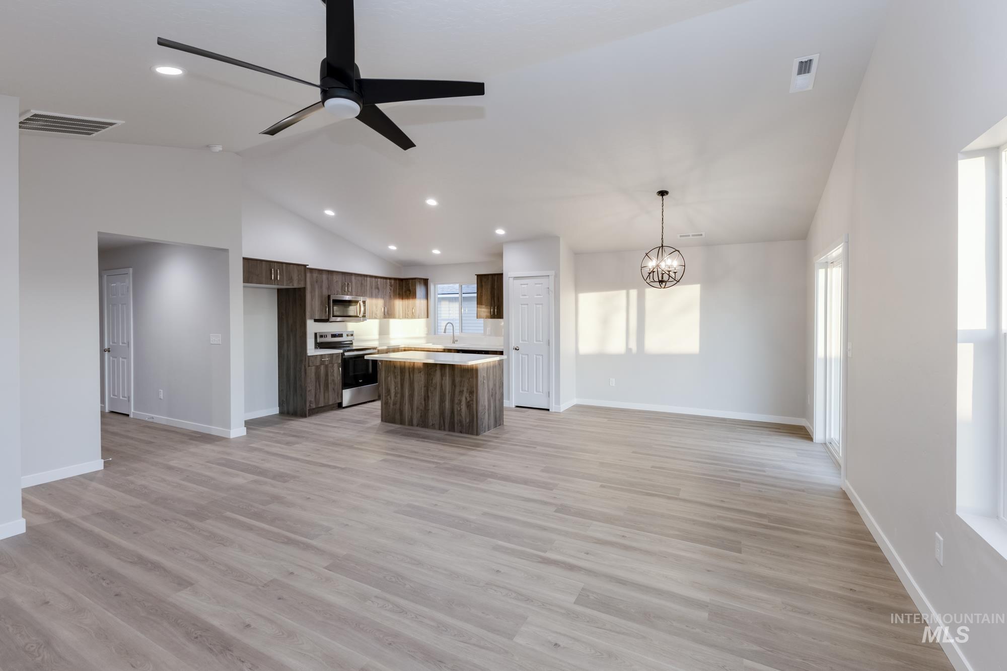 7384 S Menzingers Ave, Meridian, Idaho 83642, 3 Bedrooms, 2 Bathrooms, Residential For Sale, Price $418,990,MLS 98967491