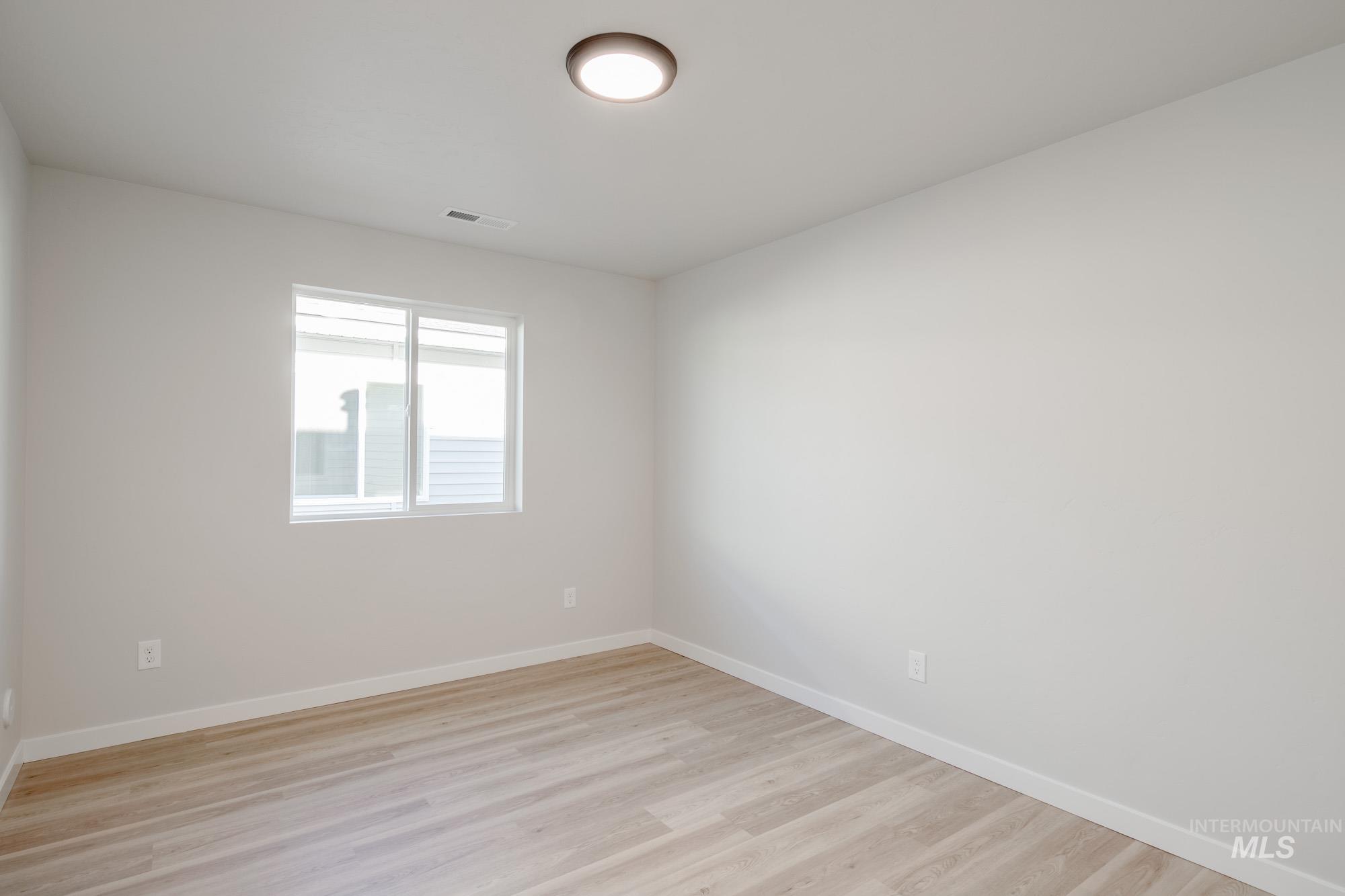 7439 S Menzingers Ave, Meridian, Idaho 83642, 3 Bedrooms, 2 Bathrooms, Residential For Sale, Price $420,990,MLS 98967492