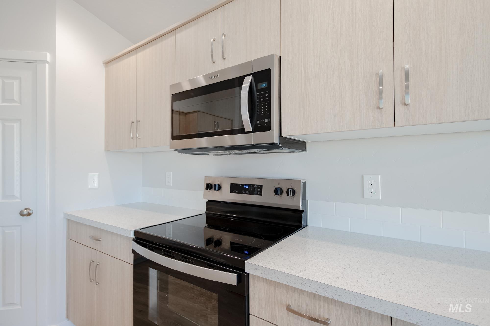 7439 S Menzingers Ave, Meridian, Idaho 83642, 3 Bedrooms, 2 Bathrooms, Residential For Sale, Price $420,990,MLS 98967492