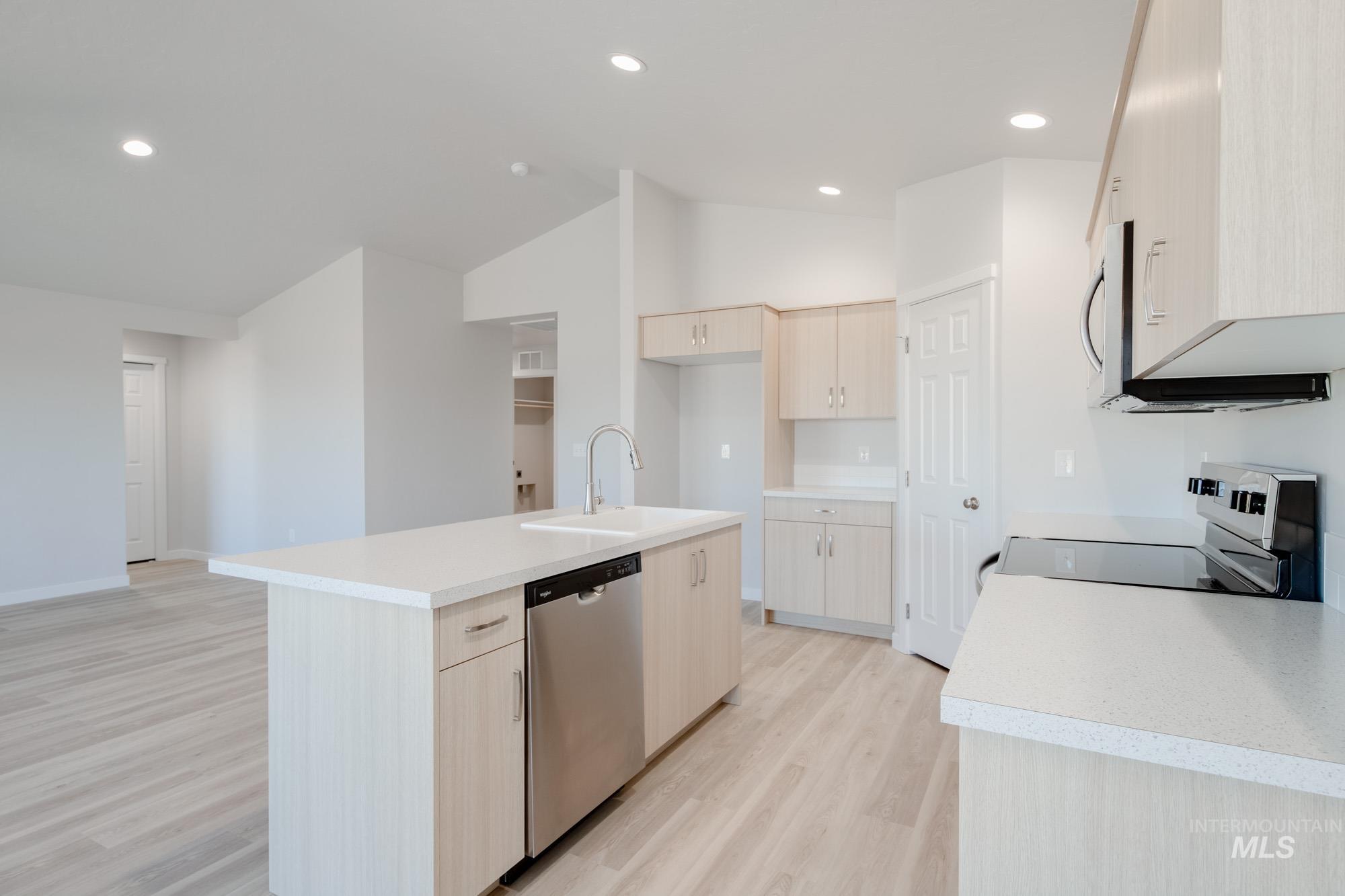 7439 S Menzingers Ave, Meridian, Idaho 83642, 3 Bedrooms, 2 Bathrooms, Residential For Sale, Price $420,990,MLS 98967492