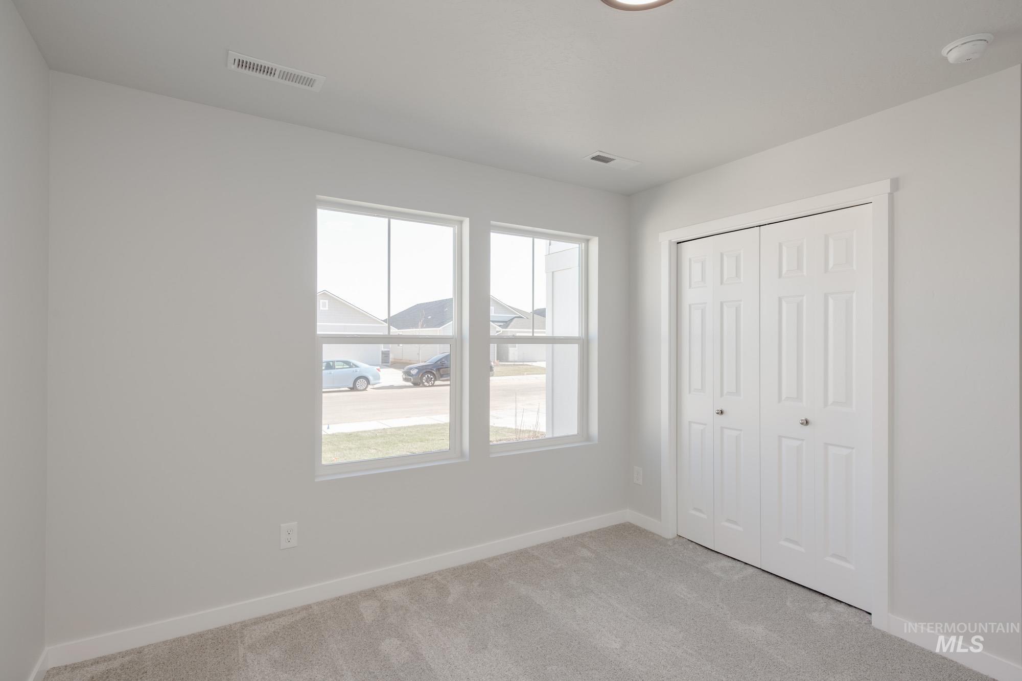 343 N Coltsfoot Ave, Kuna, Idaho 83634, 3 Bedrooms, 2 Bathrooms, Residential For Sale, Price $413,990,MLS 98967501