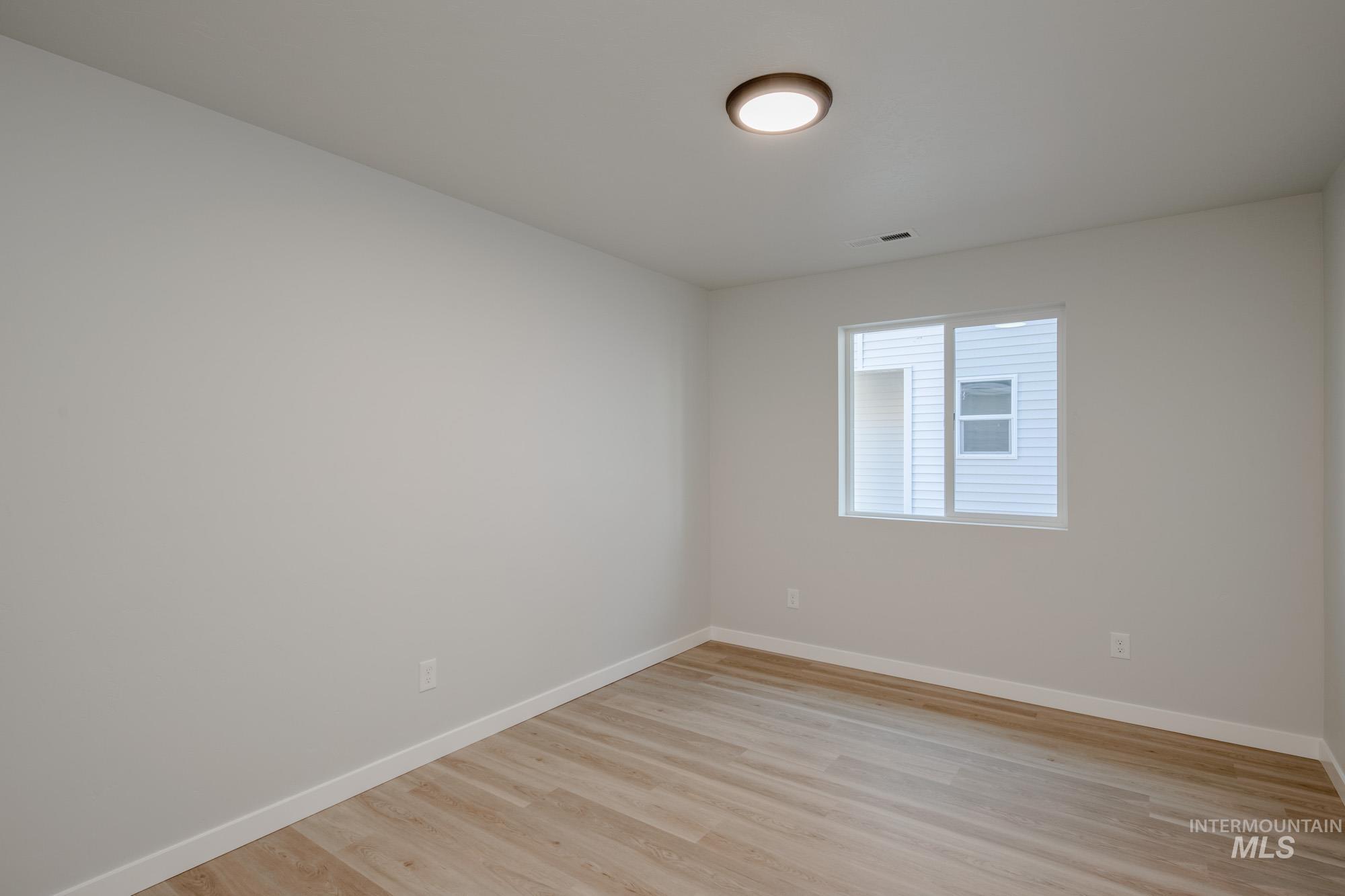 343 N Coltsfoot Ave, Kuna, Idaho 83634, 3 Bedrooms, 2 Bathrooms, Residential For Sale, Price $413,990,MLS 98967501