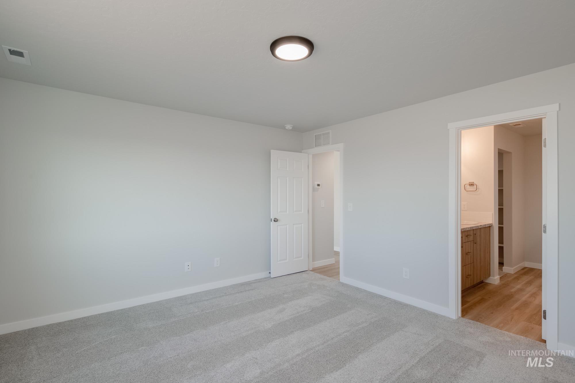 343 N Coltsfoot Ave, Kuna, Idaho 83634, 3 Bedrooms, 2 Bathrooms, Residential For Sale, Price $413,990,MLS 98967501