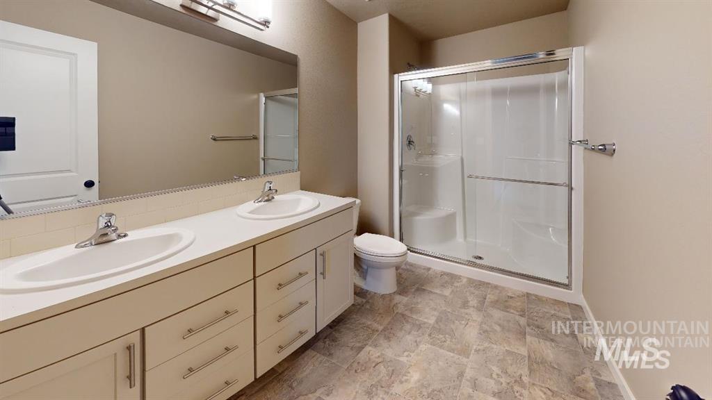 2432 Legacy Ct, Clarkston, Washington 99403, 3 Bedrooms, 2 Bathrooms, Residential For Sale, Price $389,900, 98967503