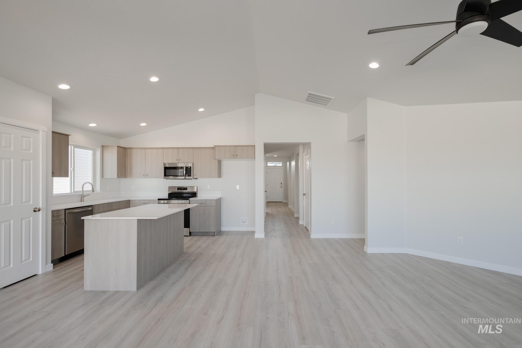 2288 W Penstemon St, Kuna, Idaho 83634, 3 Bedrooms, 2 Bathrooms, Residential For Sale, Price $412,990,MLS 98967506