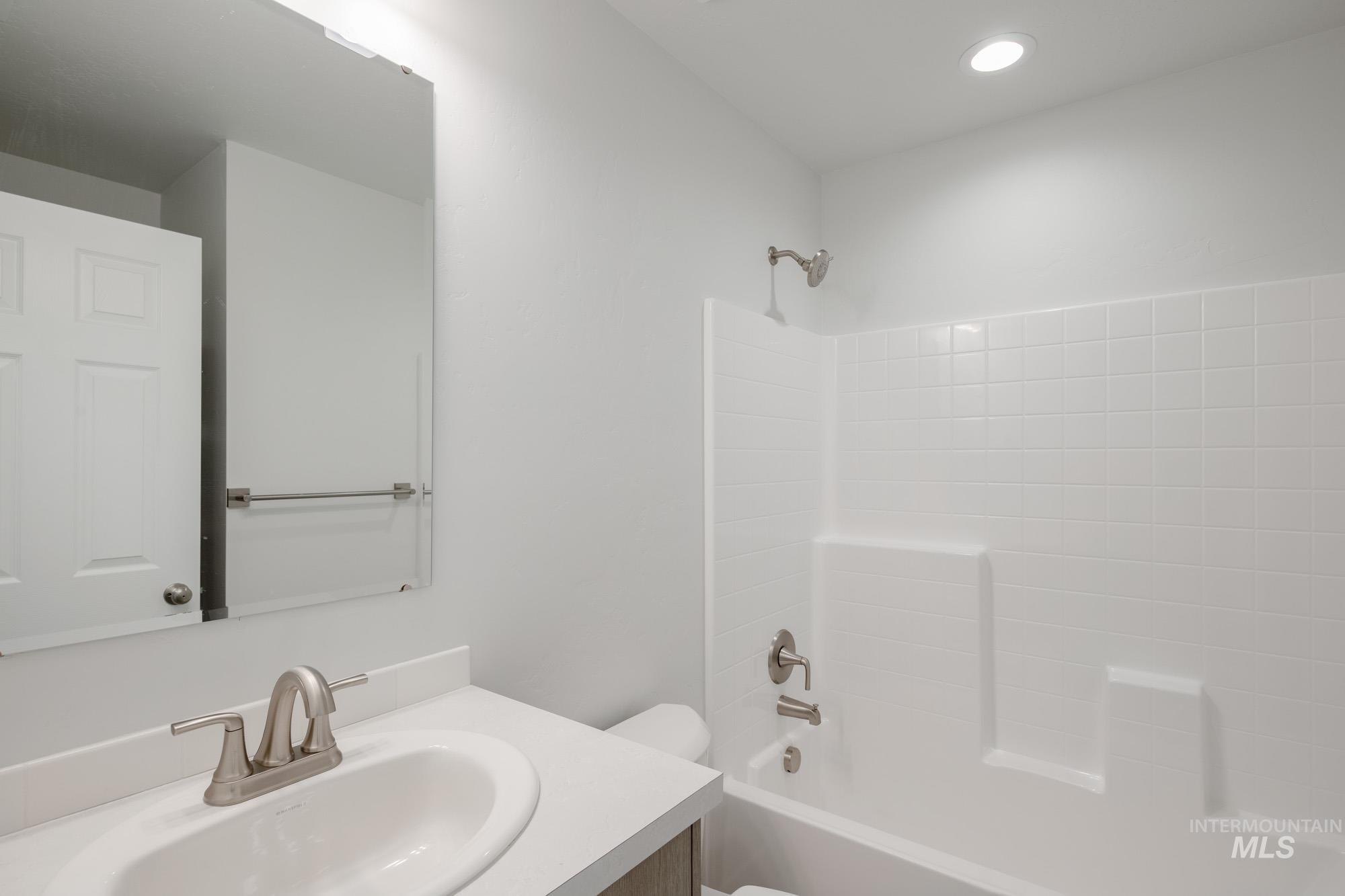 2288 W Penstemon St, Kuna, Idaho 83634, 3 Bedrooms, 2 Bathrooms, Residential For Sale, Price $412,990,MLS 98967506