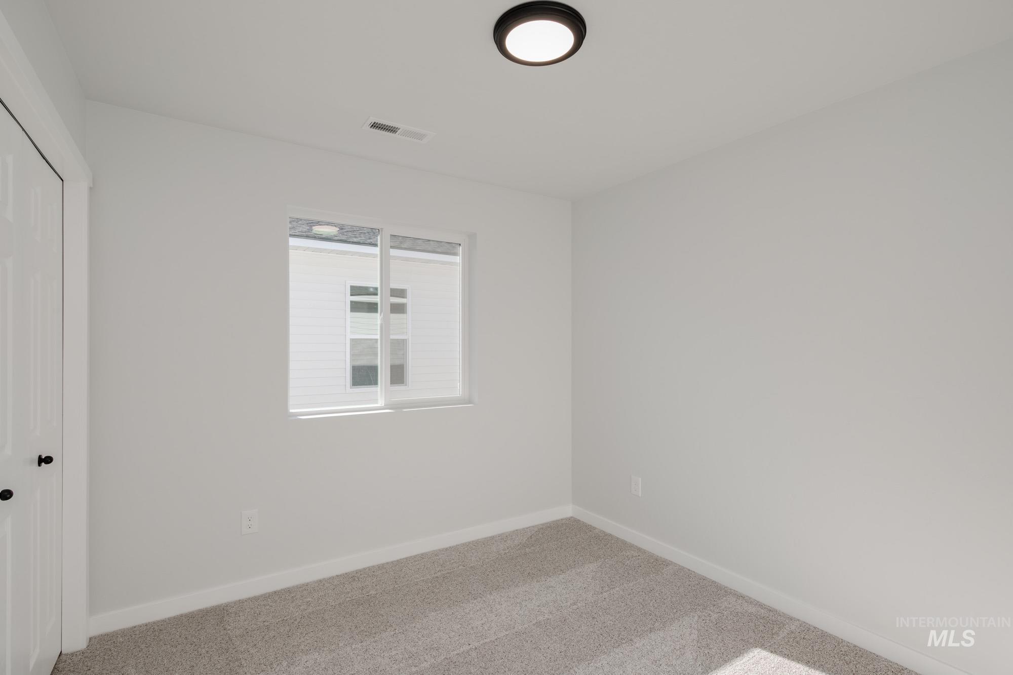 347 N Meadowsweet Ave, Kuna, Idaho 83634, 3 Bedrooms, 2 Bathrooms, Residential For Sale, Price $379,990,MLS 98967508