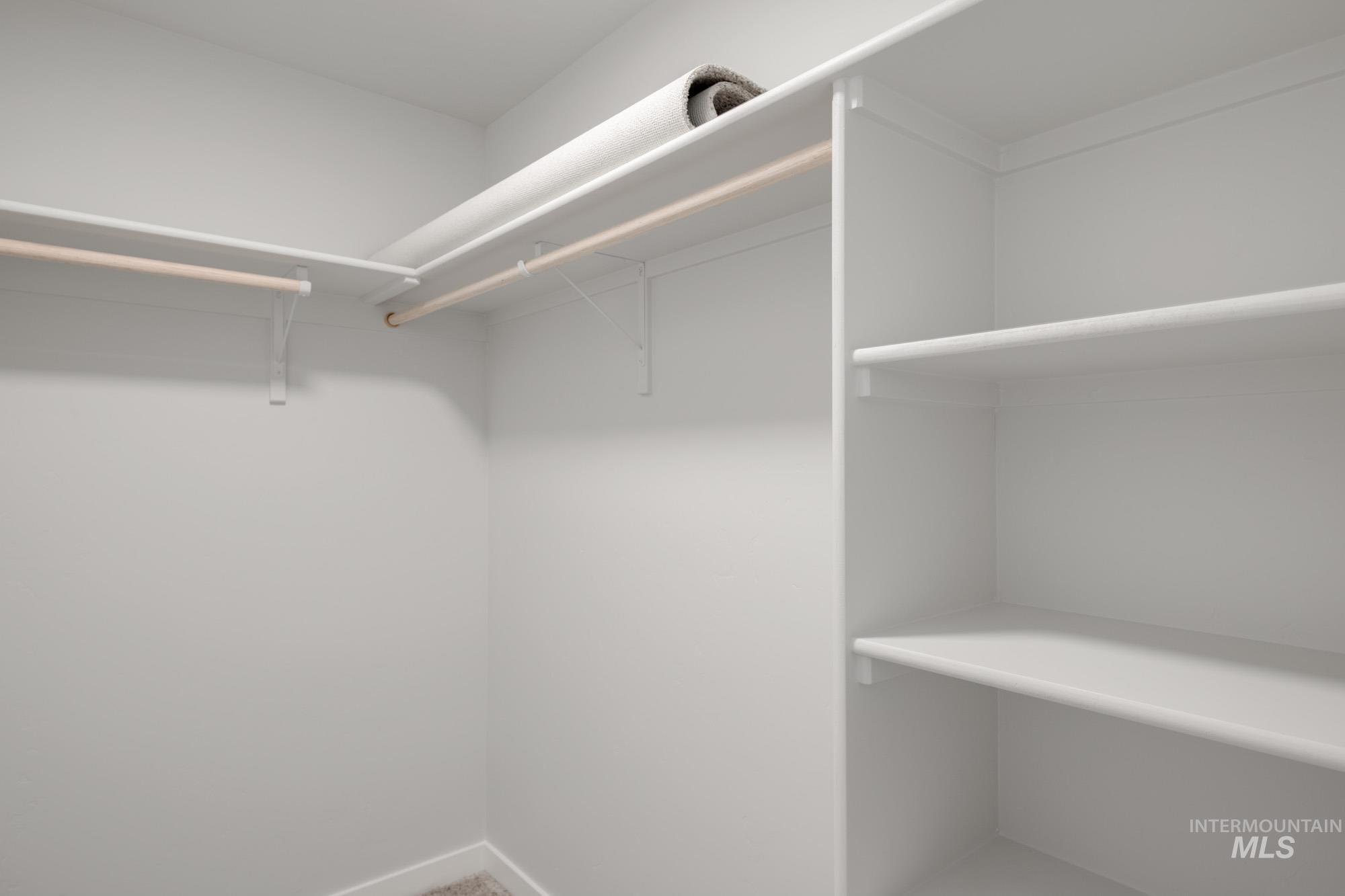 347 N Meadowsweet Ave, Kuna, Idaho 83634, 3 Bedrooms, 2 Bathrooms, Residential For Sale, Price $379,990,MLS 98967508