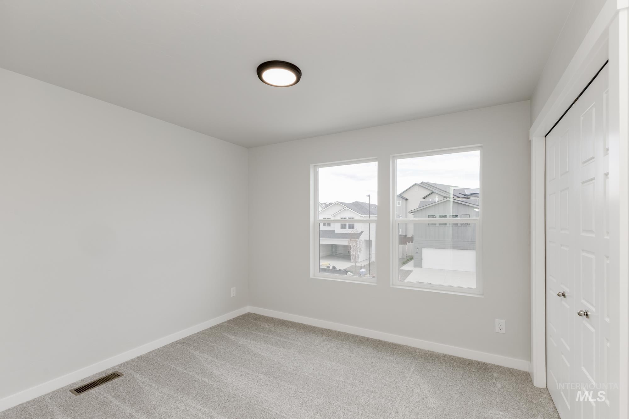 903 N Mirror Creek Way, Meridian, Idaho 83642, 4 Bedrooms, 2.5 Bathrooms, Residential For Sale, Price $509,990,MLS 98967509