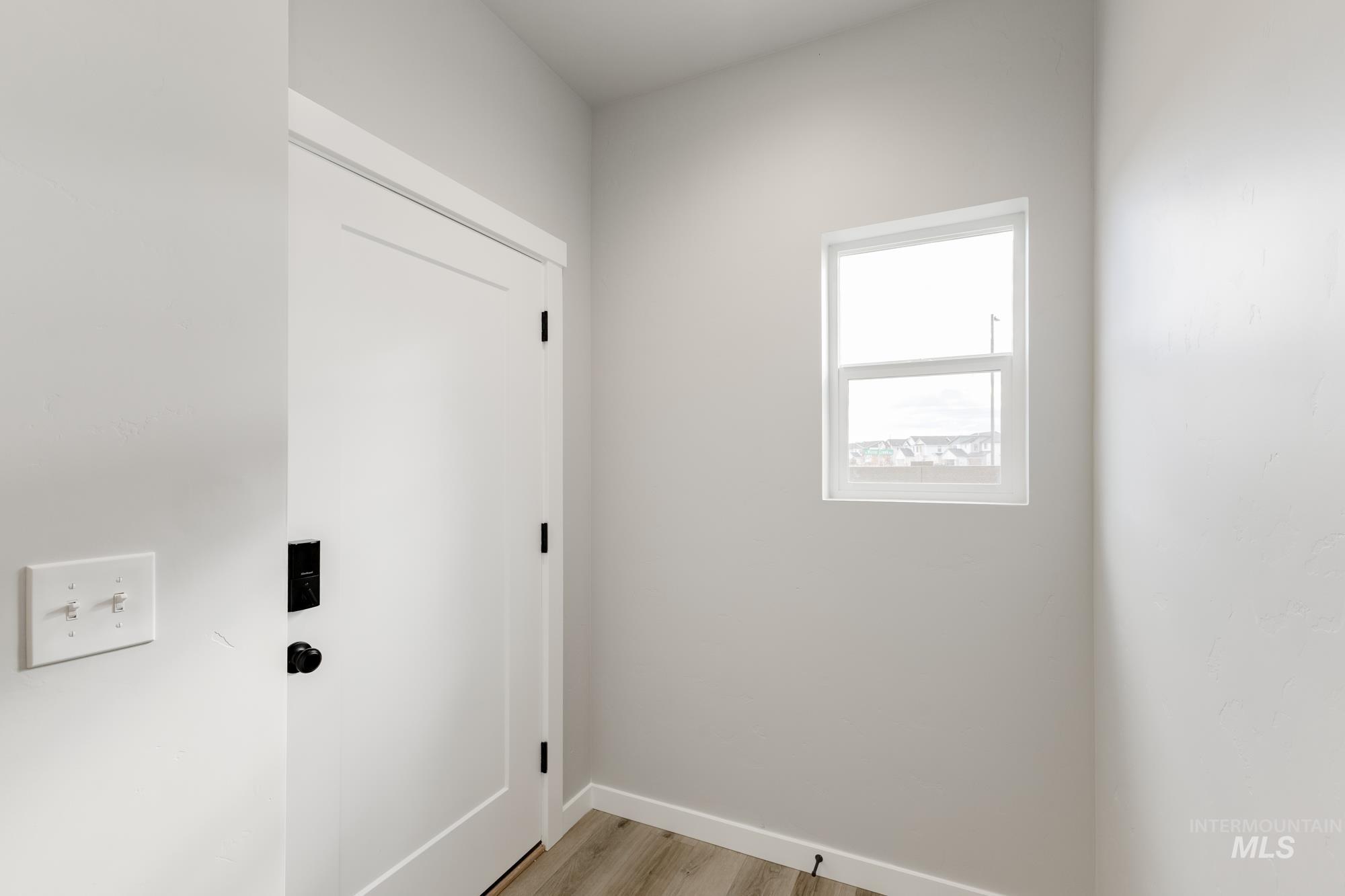 891 N Mirror Creek Way, Meridian, Idaho 83642, 3 Bedrooms, 2.5 Bathrooms, Residential For Sale, Price $464,990,MLS 98967511