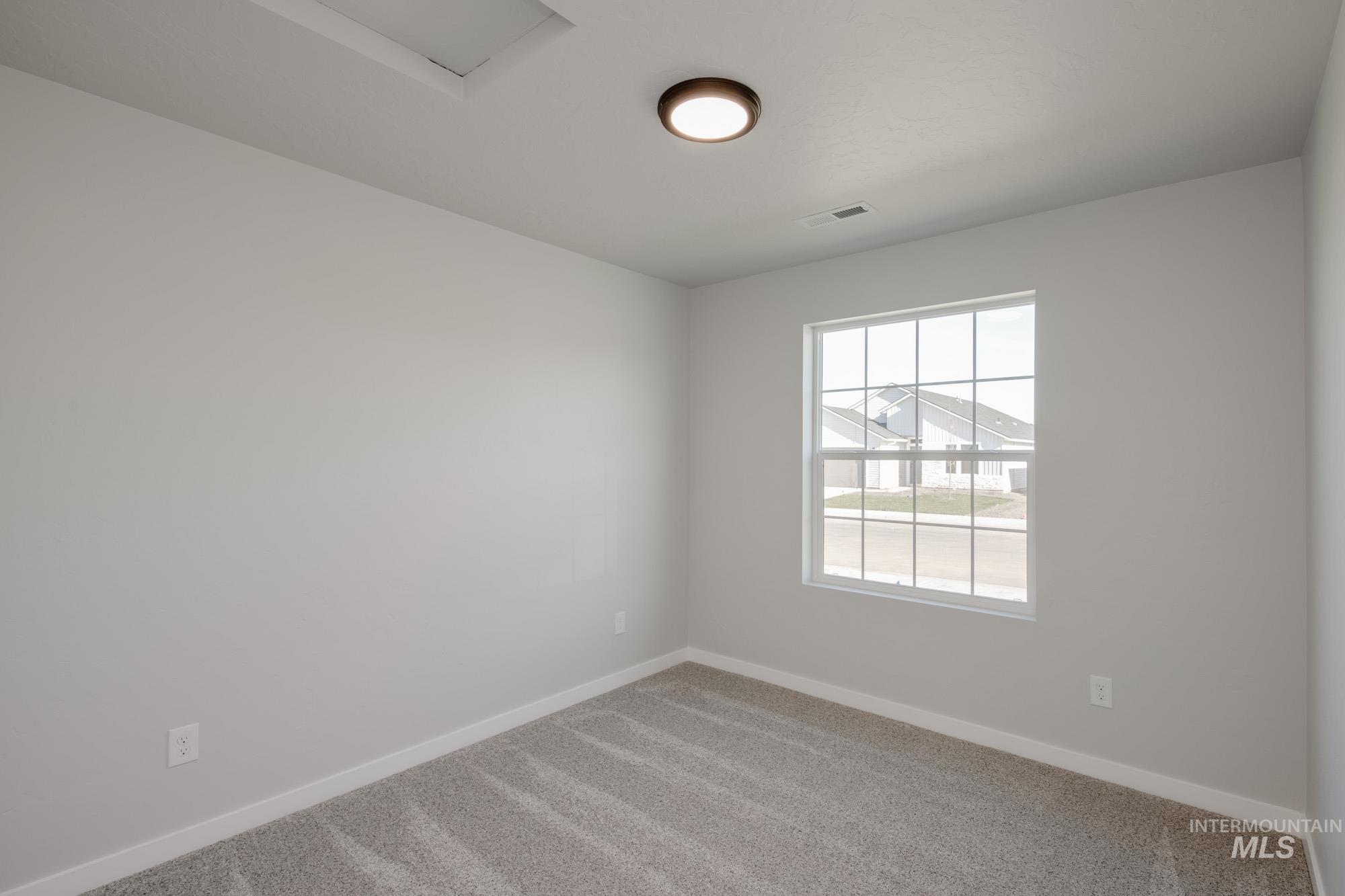 295 N Coltsfoot Ave, Kuna, Idaho 83634, 4 Bedrooms, 2.5 Bathrooms, Residential For Sale, Price $429,990,MLS 98967512