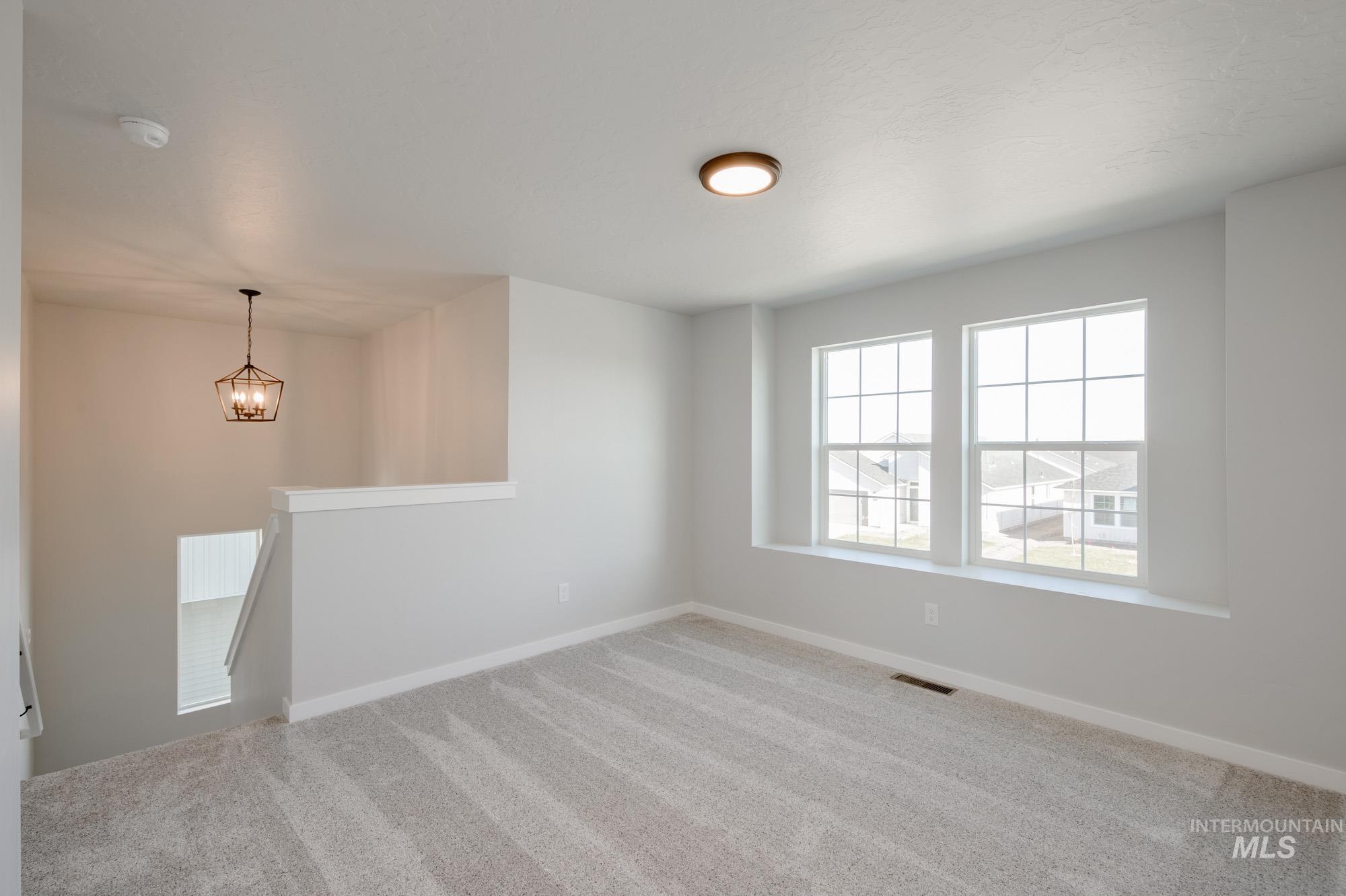 295 N Coltsfoot Ave, Kuna, Idaho 83634, 4 Bedrooms, 2.5 Bathrooms, Residential For Sale, Price $429,990,MLS 98967512