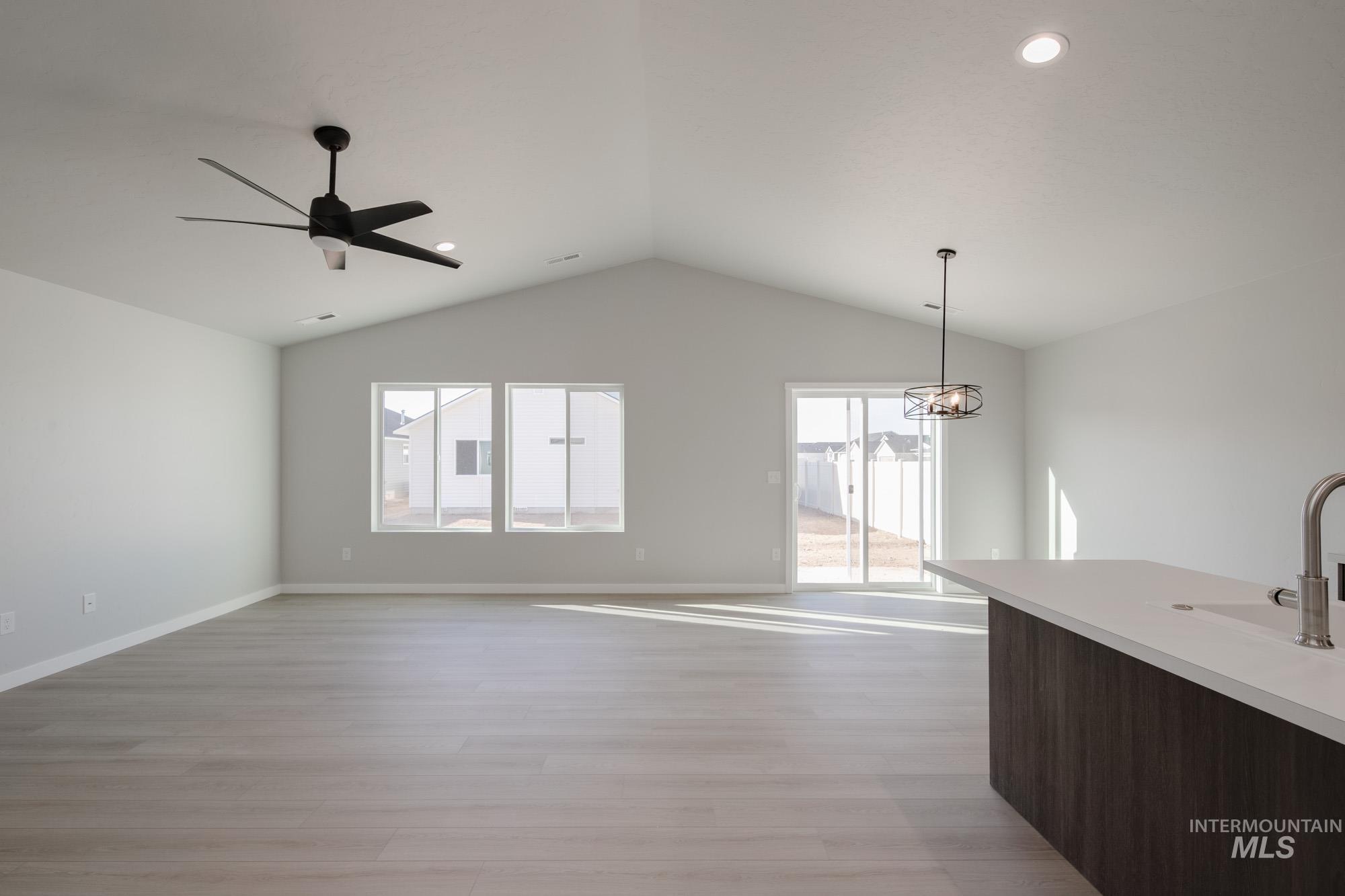 345 N Cranesbill Ave, Kuna, Idaho 83634, 3 Bedrooms, 2 Bathrooms, Residential For Sale, Price $400,990,MLS 98967513