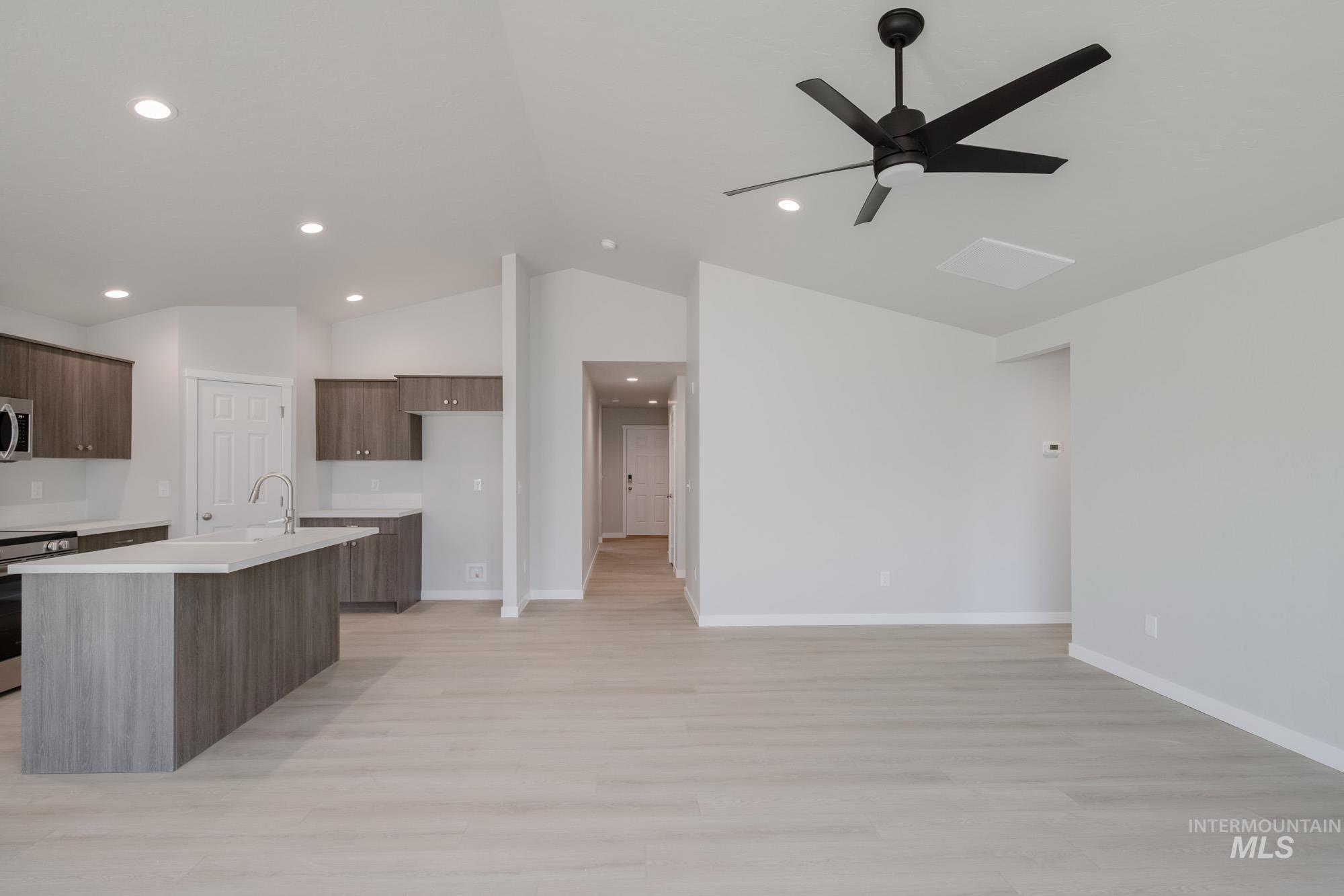 345 N Cranesbill Ave, Kuna, Idaho 83634, 3 Bedrooms, 2 Bathrooms, Residential For Sale, Price $400,990,MLS 98967513