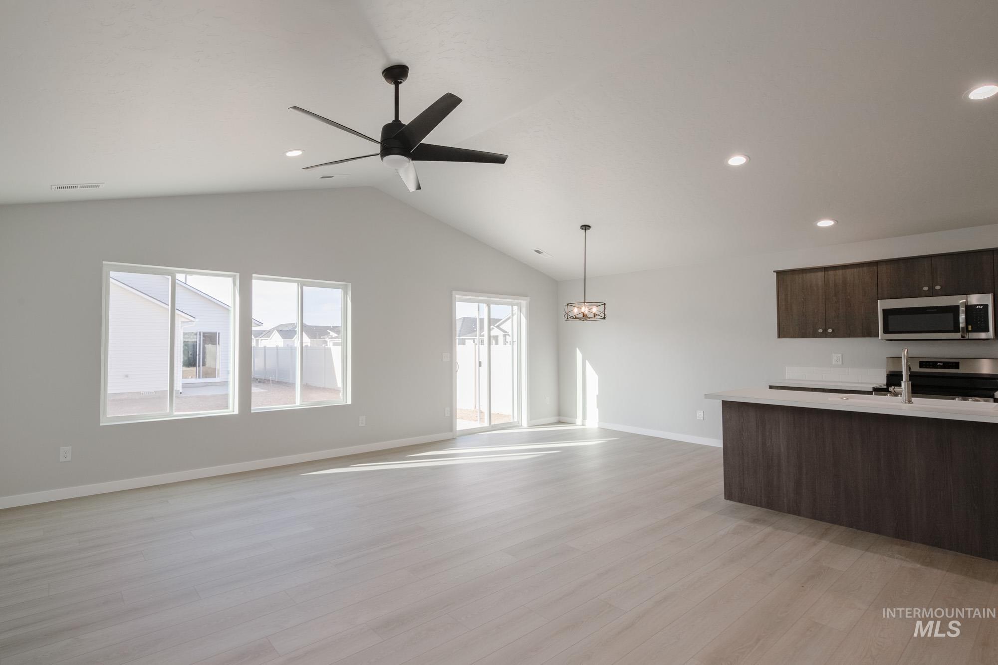 345 N Cranesbill Ave, Kuna, Idaho 83634, 3 Bedrooms, 2 Bathrooms, Residential For Sale, Price $400,990,MLS 98967513