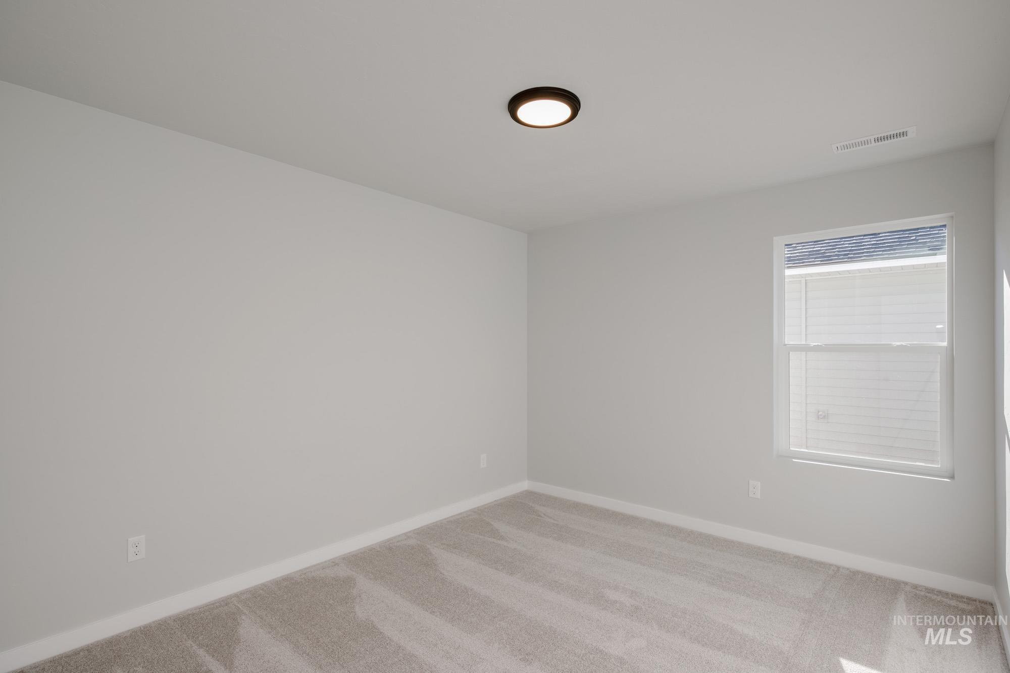 348 N Meadowsweet Ave, Kuna, Idaho 83634, 3 Bedrooms, 2 Bathrooms, Residential For Sale, Price $394,990,MLS 98967515