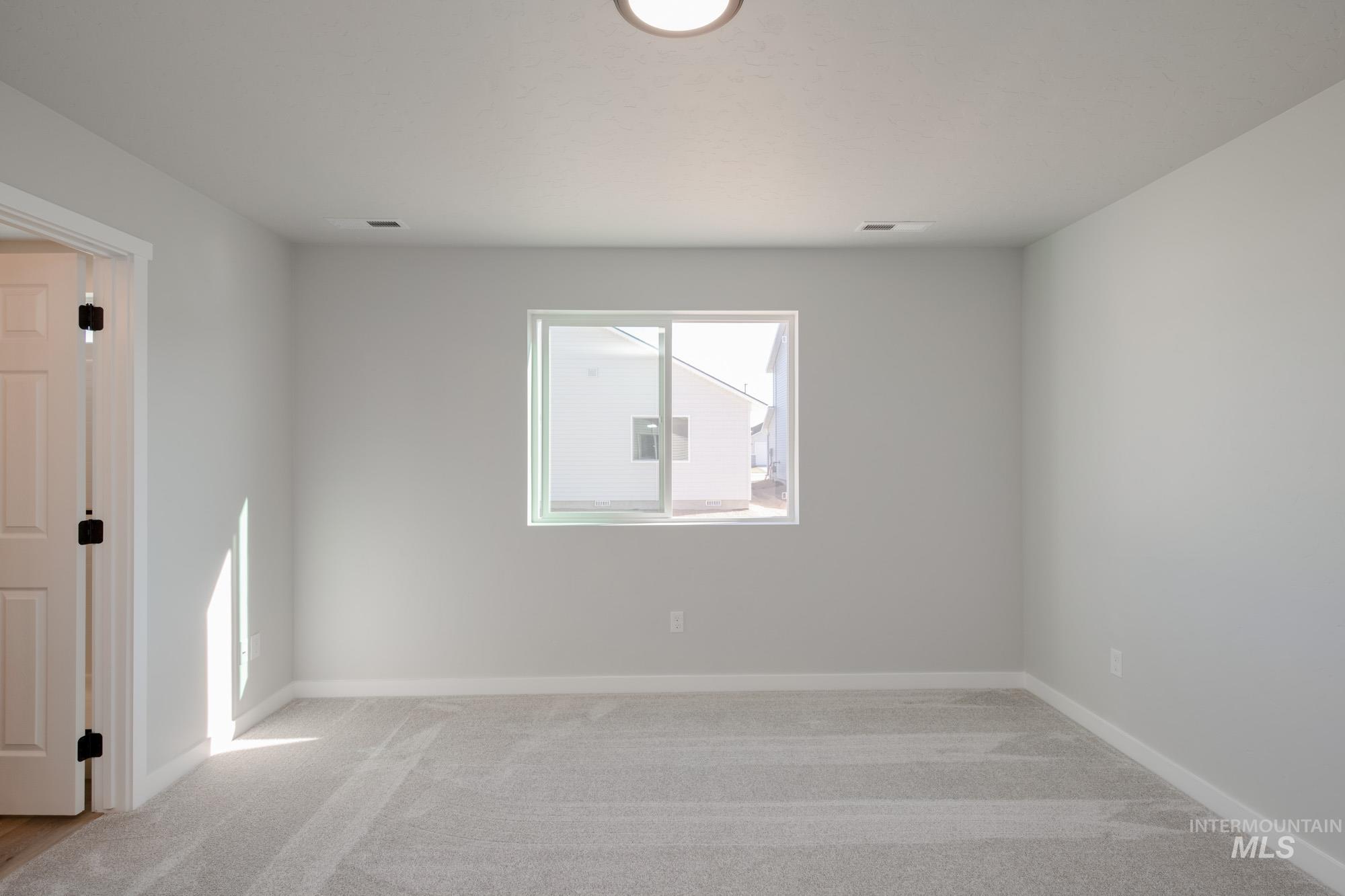 348 N Meadowsweet Ave, Kuna, Idaho 83634, 3 Bedrooms, 2 Bathrooms, Residential For Sale, Price $394,990,MLS 98967515