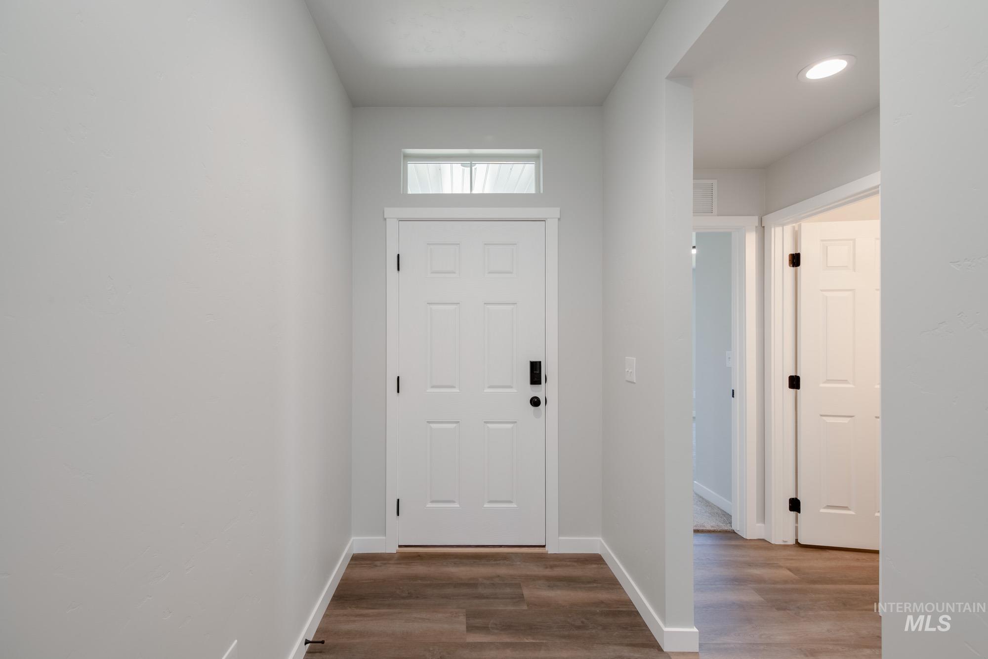 330 N Coltsfoot Ave, Kuna, Idaho 83634, 4 Bedrooms, 2 Bathrooms, Residential For Sale, Price $453,990,MLS 98967518