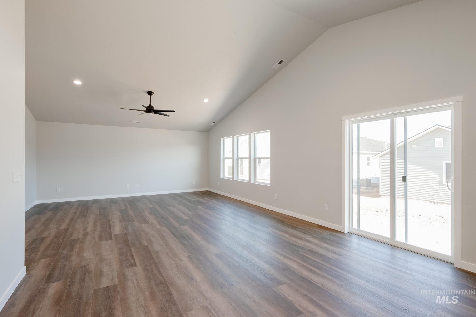 330 N Coltsfoot Ave, Kuna, Idaho 83634, 4 Bedrooms, 2 Bathrooms, Residential For Sale, Price $453,990,MLS 98967518