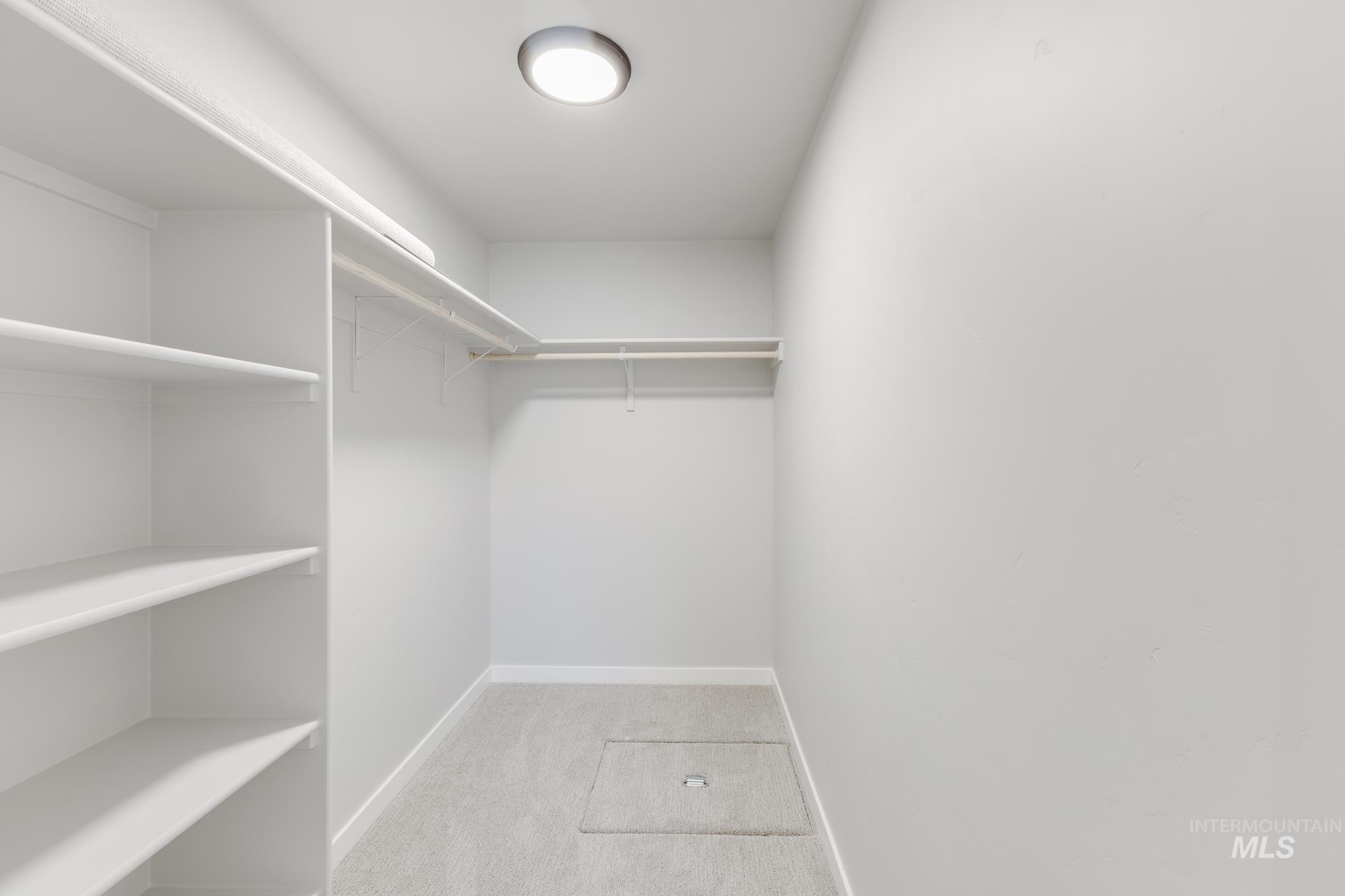 1714 Old Mill St, Middleton, Idaho 83644, 3 Bedrooms, 2 Bathrooms, Residential For Sale, Price $439,990,MLS 98967519