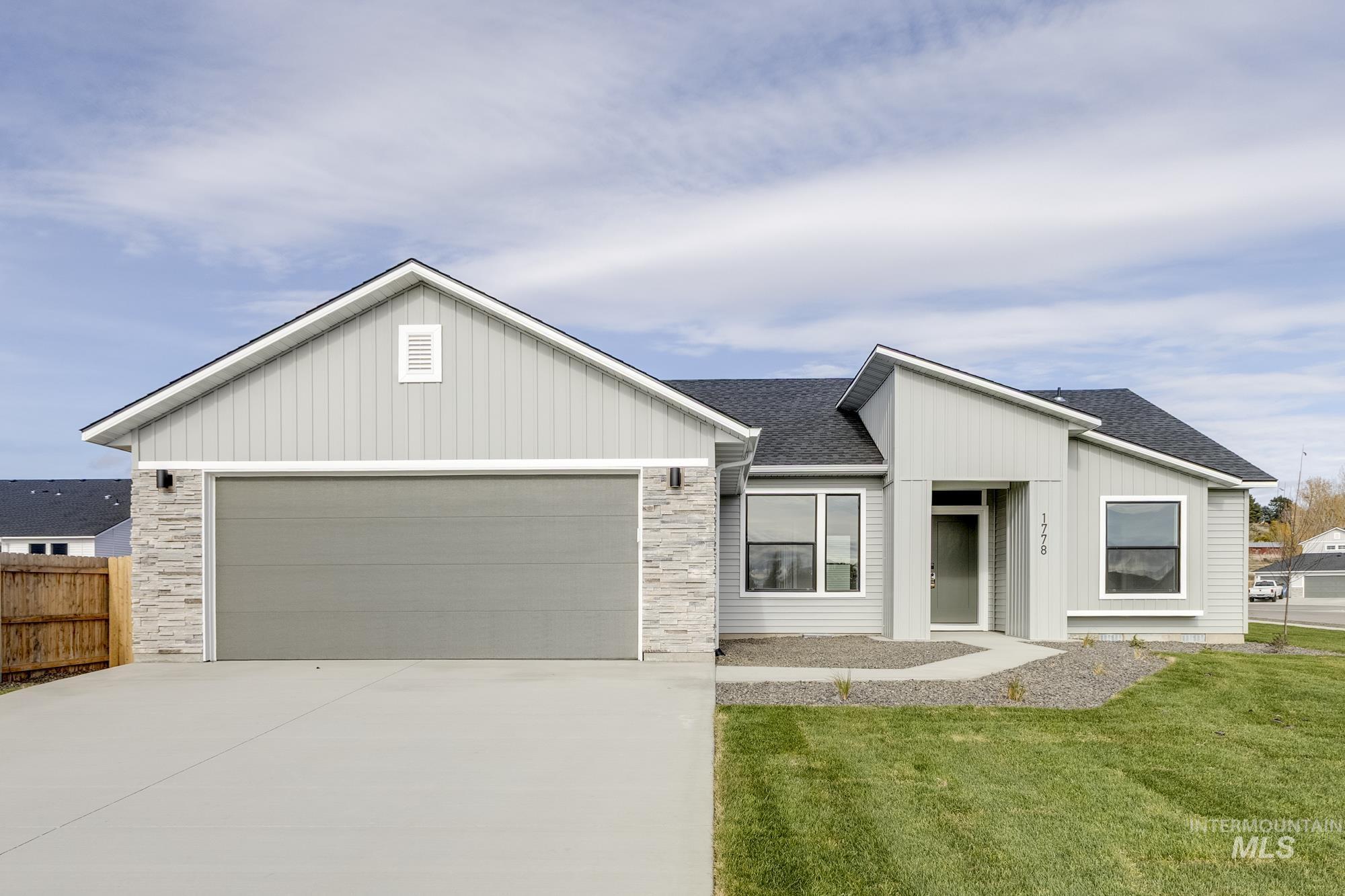 1778 Old Mill St, Middleton, Idaho 83644, 4 Bedrooms, 2 Bathrooms, Residential For Sale, Price $434,990,MLS 98967521