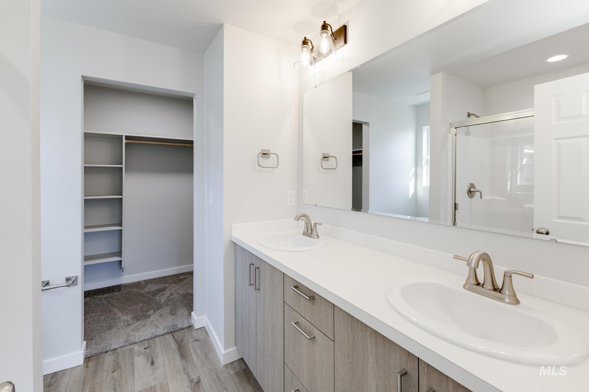 1763 Webb Brook St, Middleton, Idaho 83644, 3 Bedrooms, 2 Bathrooms, Residential For Sale, Price $394,990,MLS 98967523