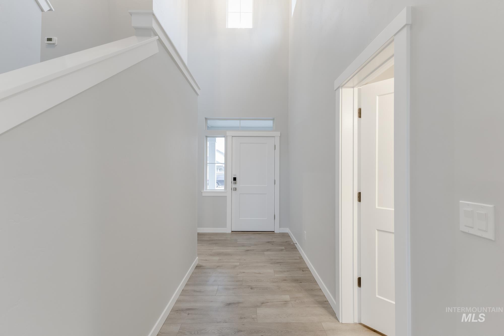 6558 S Sunfish Ave, Boise, Idaho 83709, 5 Bedrooms, 2.5 Bathrooms, Residential For Sale, Price $689,990,MLS 98967524