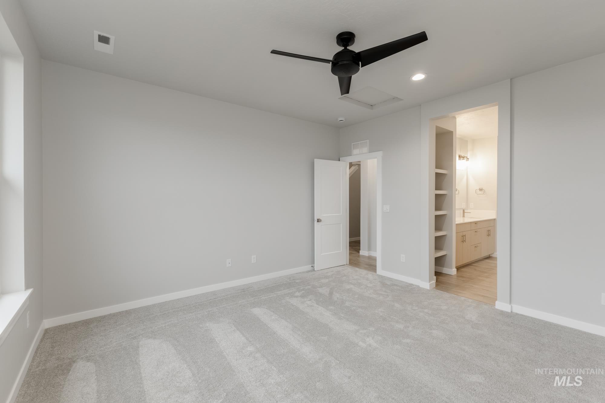 6558 S Sunfish Ave, Boise, Idaho 83709, 5 Bedrooms, 2.5 Bathrooms, Residential For Sale, Price $689,990,MLS 98967524