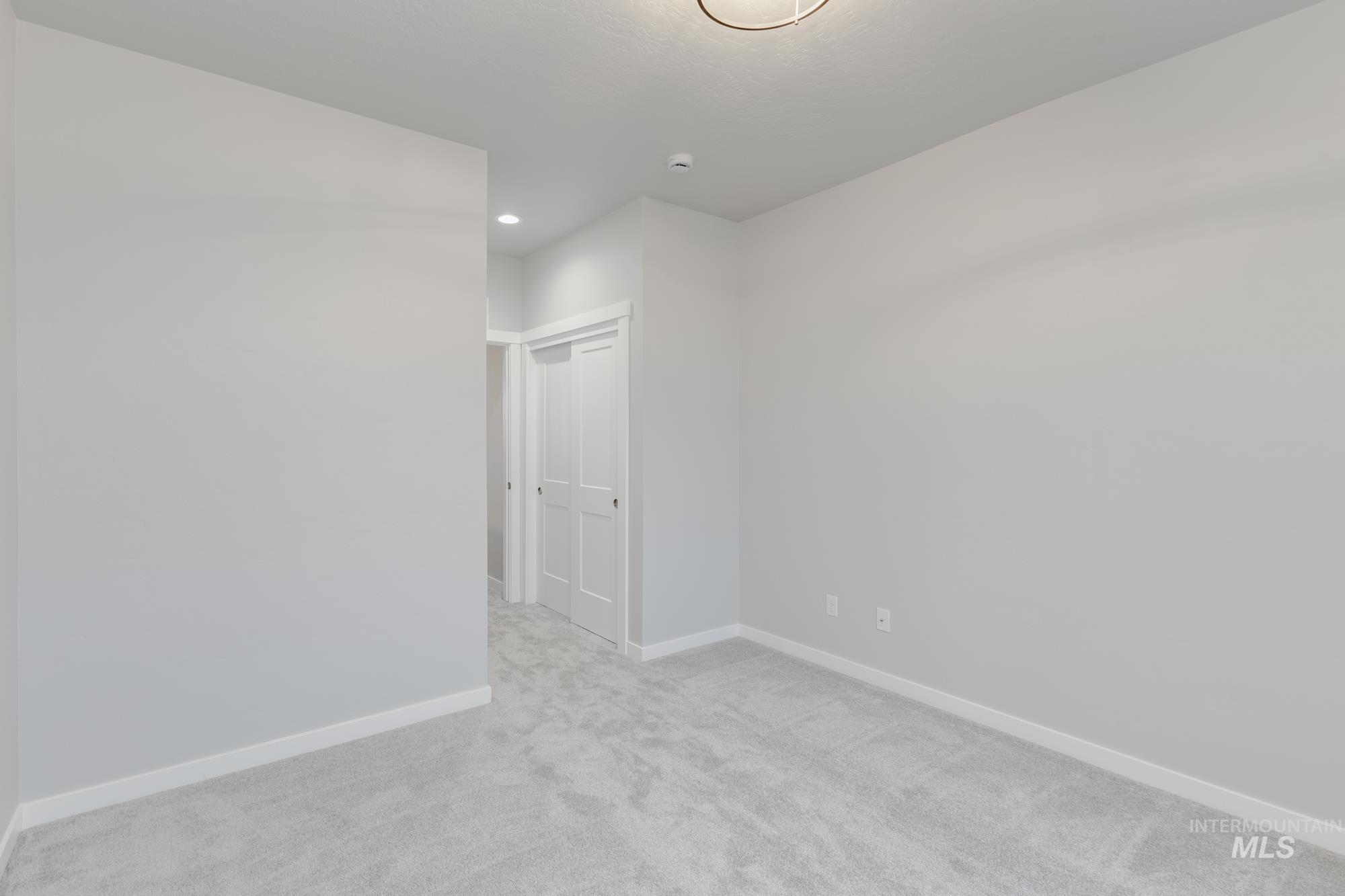 6558 S Sunfish Ave, Boise, Idaho 83709, 5 Bedrooms, 2.5 Bathrooms, Residential For Sale, Price $689,990,MLS 98967524