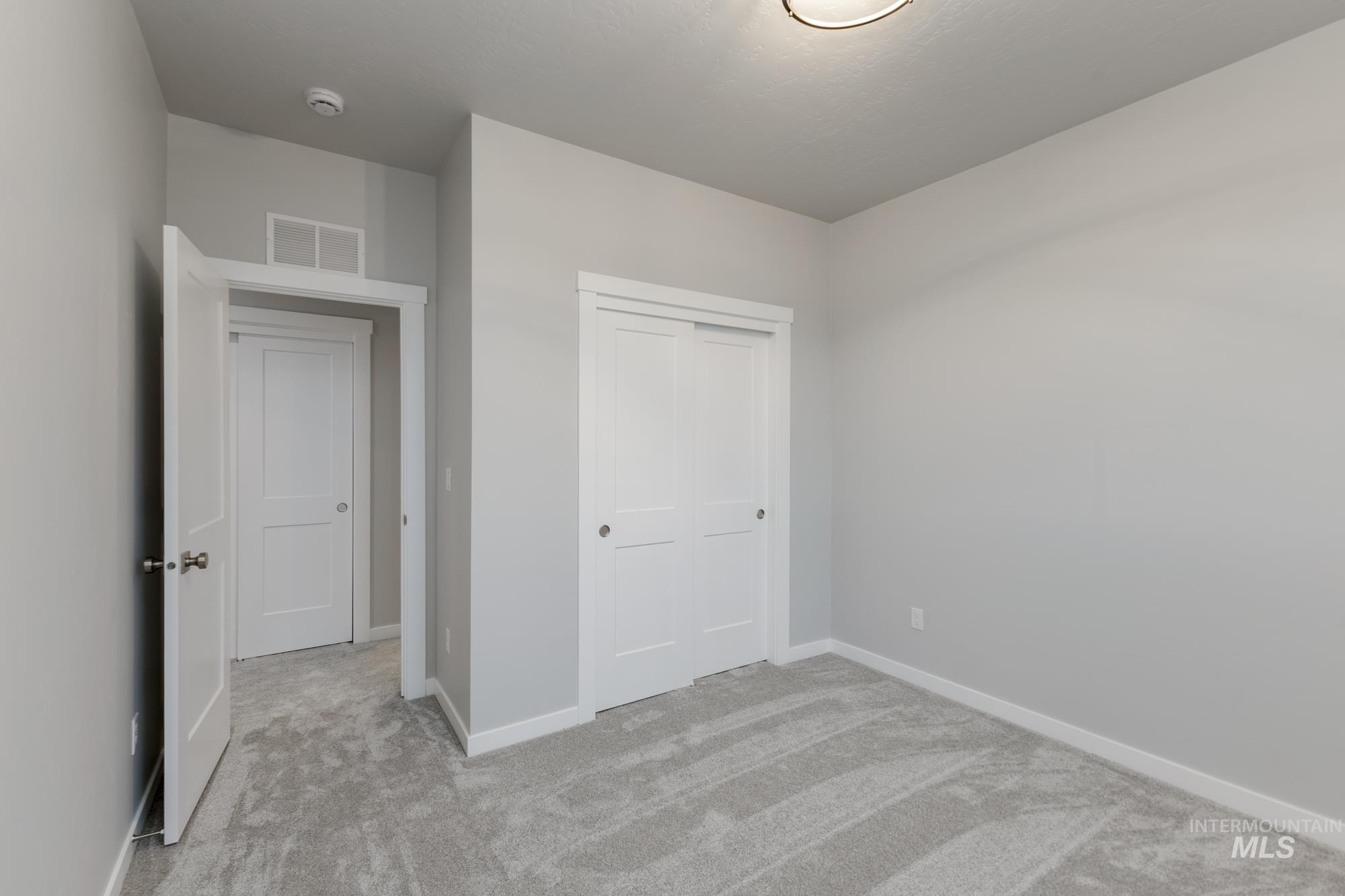 6558 S Sunfish Ave, Boise, Idaho 83709, 5 Bedrooms, 2.5 Bathrooms, Residential For Sale, Price $689,990,MLS 98967524