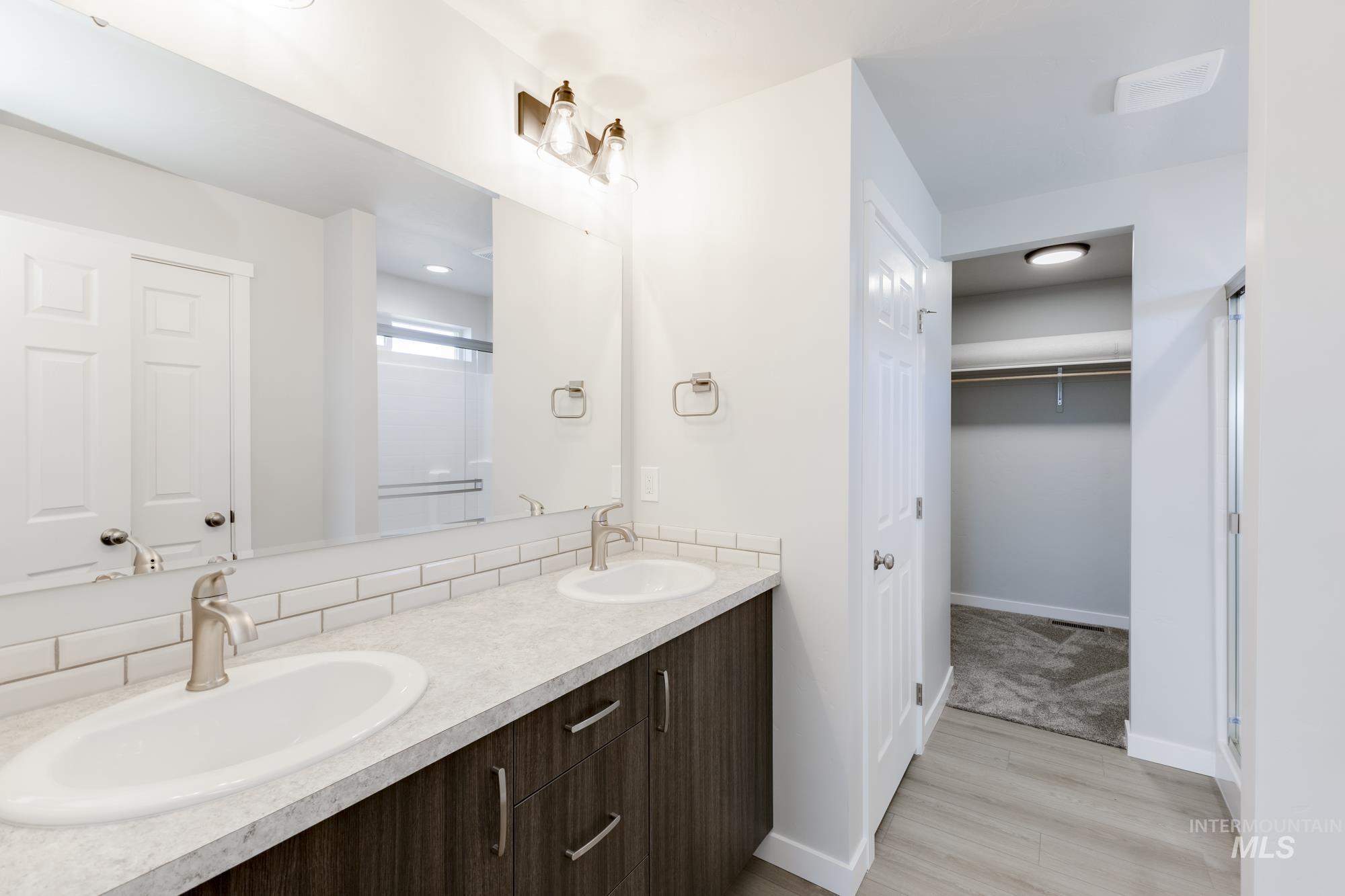 1101 Grass Pond Ave, Middleton, Idaho 83644, 4 Bedrooms, 2.5 Bathrooms, Residential For Sale, Price $494,990,MLS 98967528