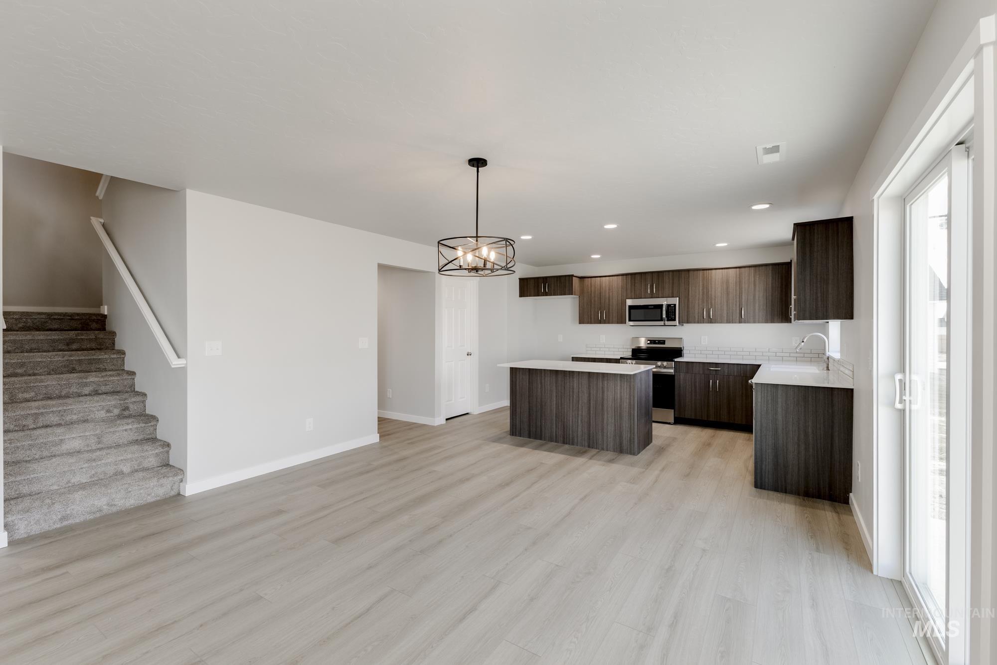 1101 Grass Pond Ave, Middleton, Idaho 83644, 4 Bedrooms, 2.5 Bathrooms, Residential For Sale, Price $494,990,MLS 98967528