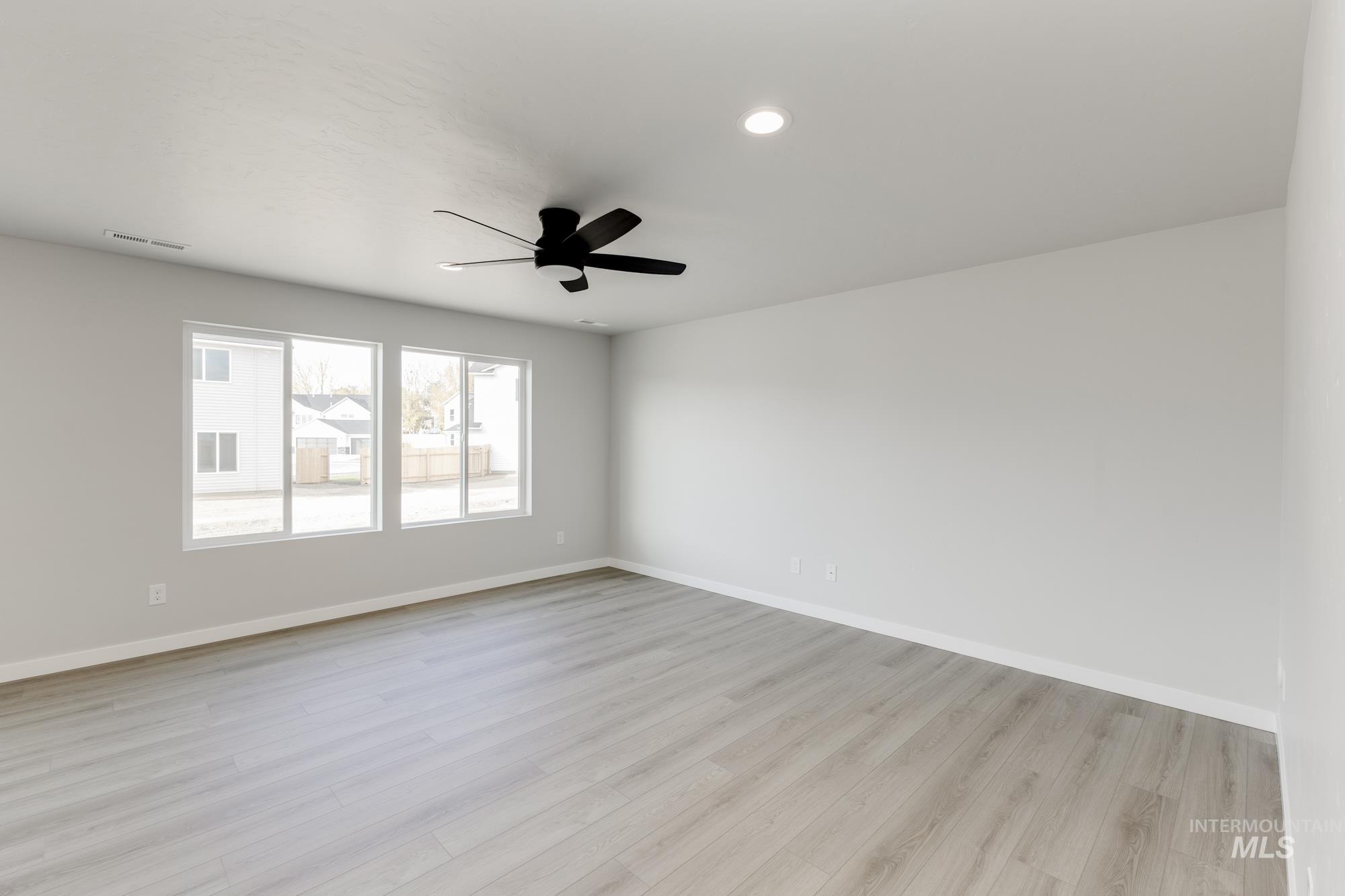 1101 Grass Pond Ave, Middleton, Idaho 83644, 4 Bedrooms, 2.5 Bathrooms, Residential For Sale, Price $494,990,MLS 98967528