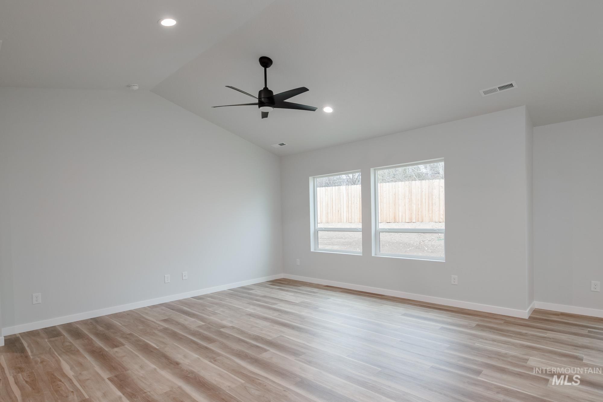 1576 Long Pond St, Middleton, Idaho 83644, 4 Bedrooms, 2 Bathrooms, Residential For Sale, Price $443,990,MLS 98967530