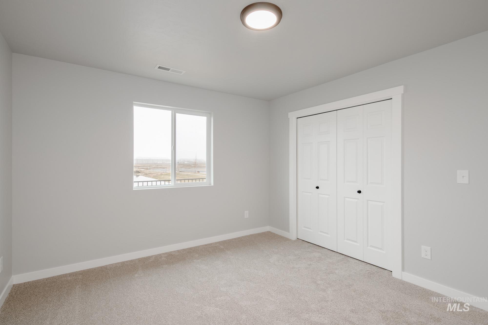 9313 W Blue Lace St, Nampa, Idaho 83687, 4 Bedrooms, 2 Bathrooms, Residential For Sale, Price $422,990,MLS 98967533