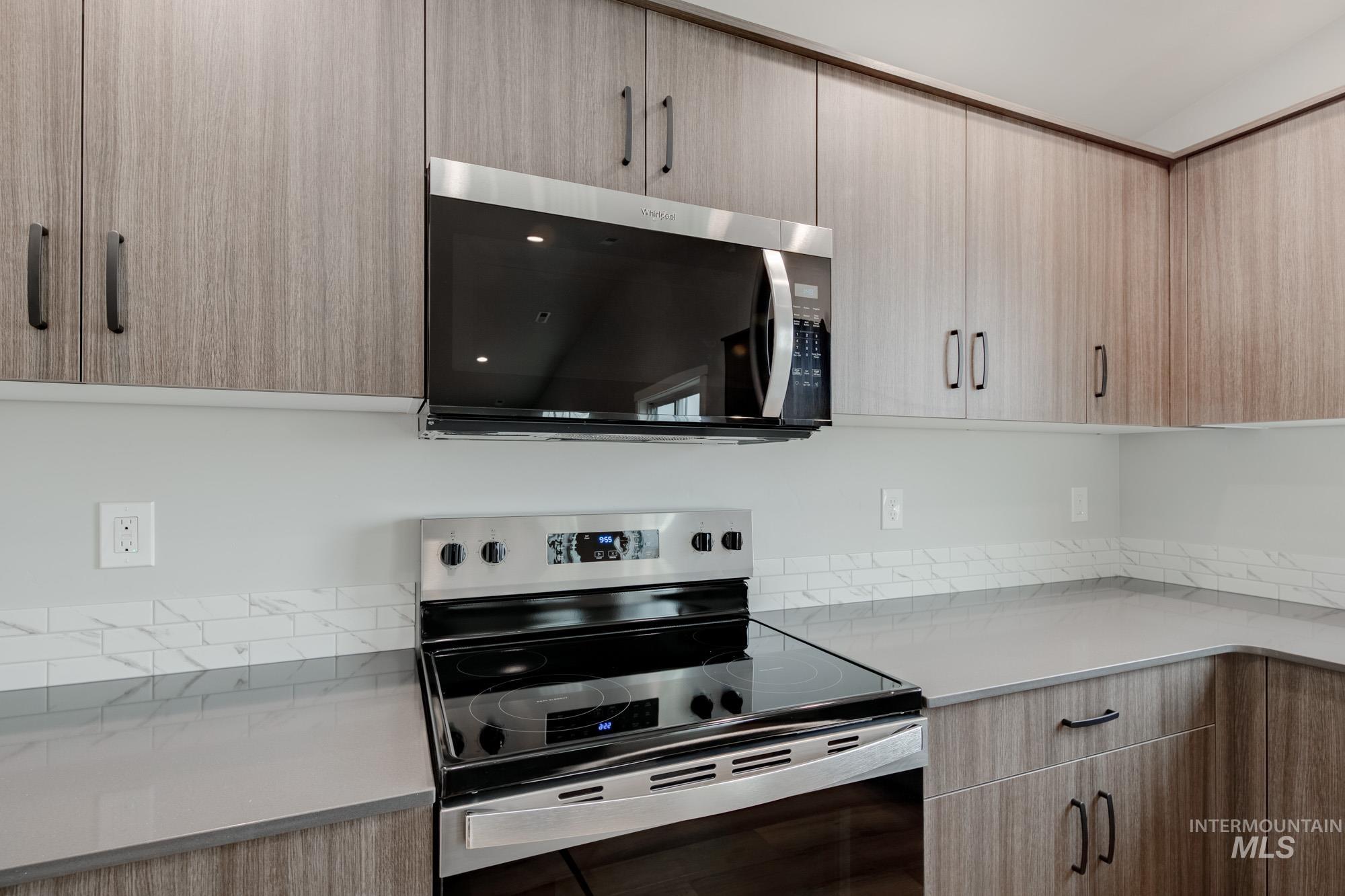 9313 W Blue Lace St, Nampa, Idaho 83687, 4 Bedrooms, 2 Bathrooms, Residential For Sale, Price $422,990,MLS 98967533