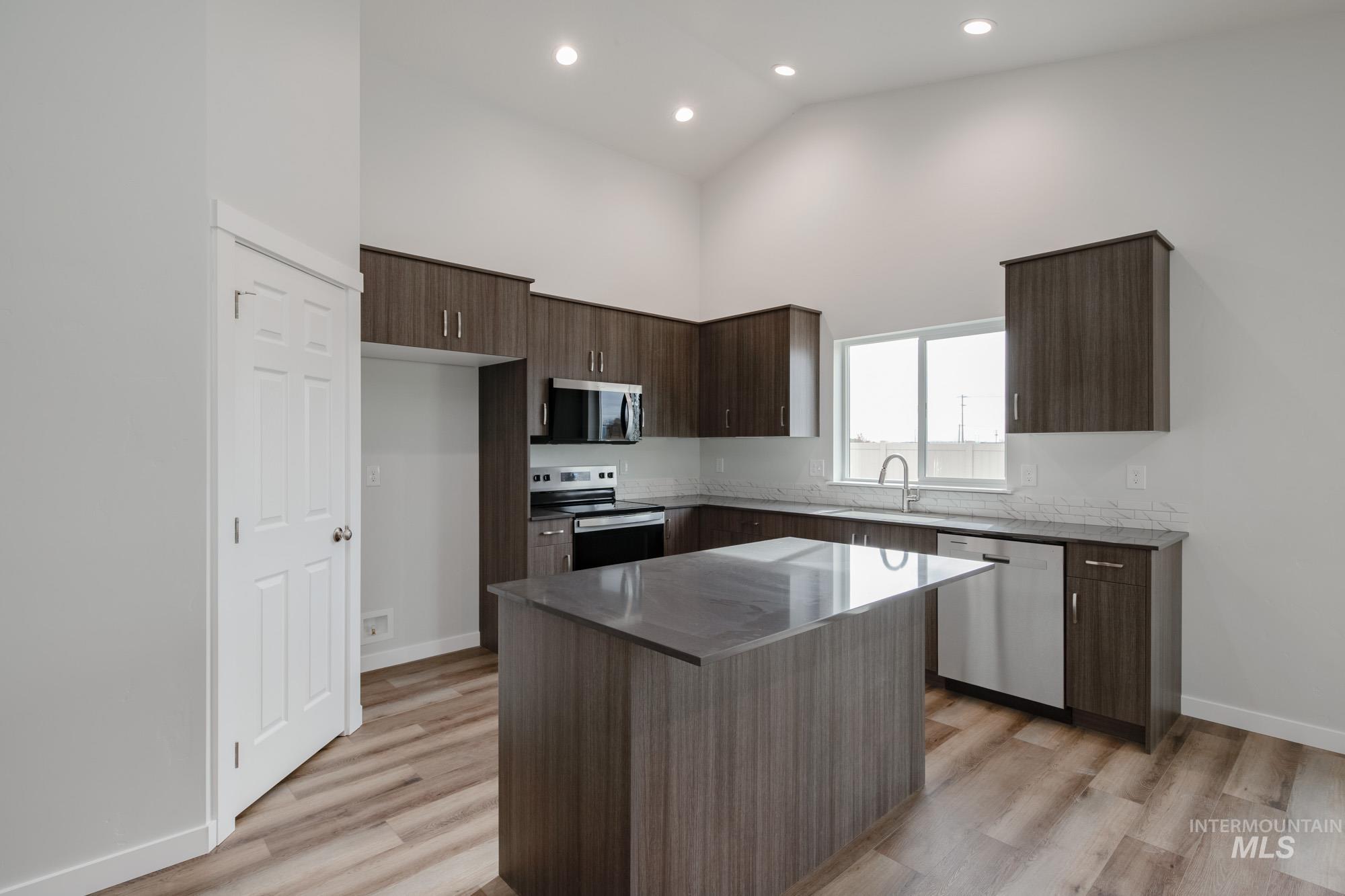 9079 W Camellia St, Nampa, Idaho 83687, 4 Bedrooms, 2 Bathrooms, Residential For Sale, Price $419,990,MLS 98967537