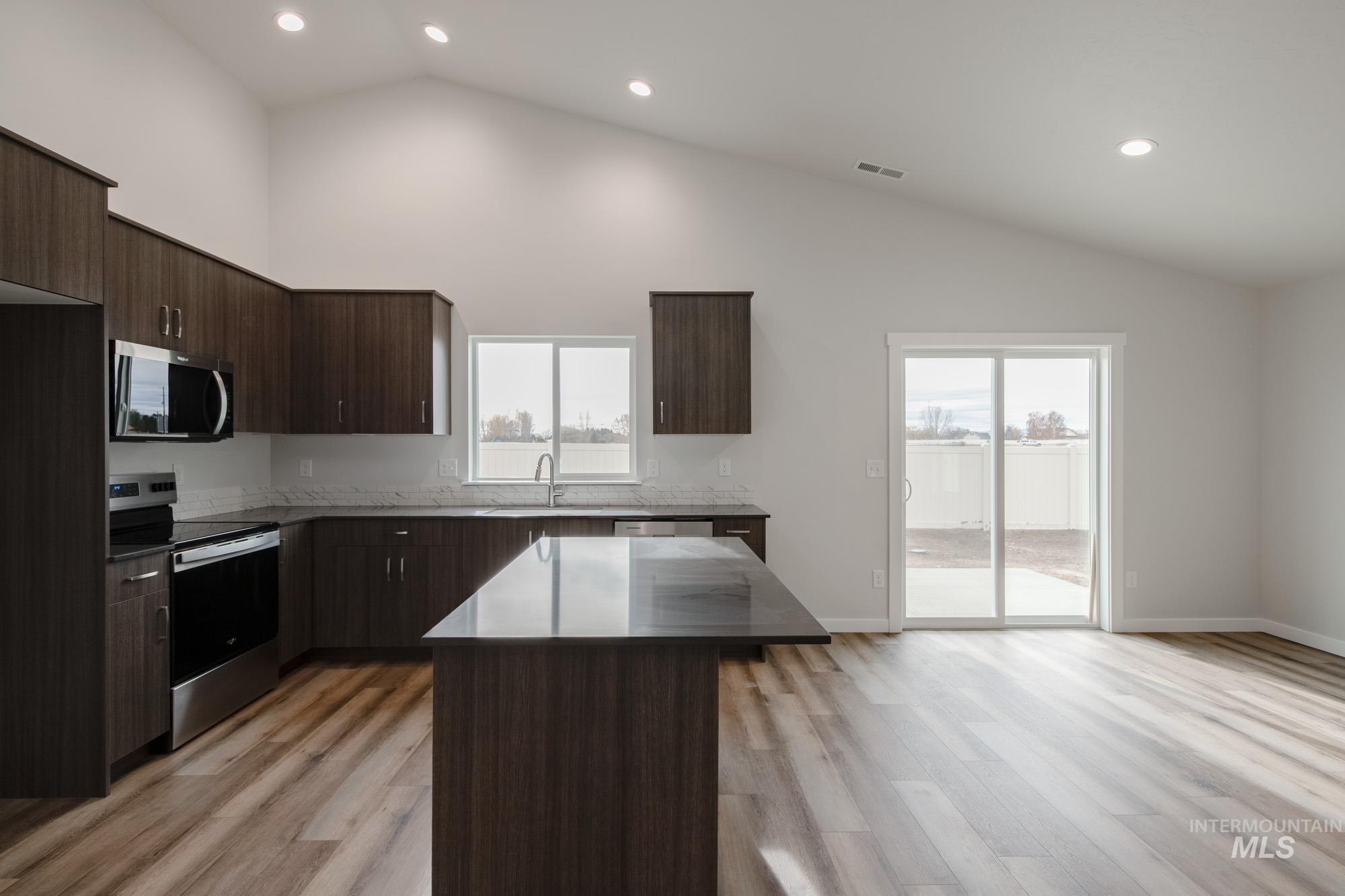 9079 W Camellia St, Nampa, Idaho 83687, 4 Bedrooms, 2 Bathrooms, Residential For Sale, Price $419,990,MLS 98967537