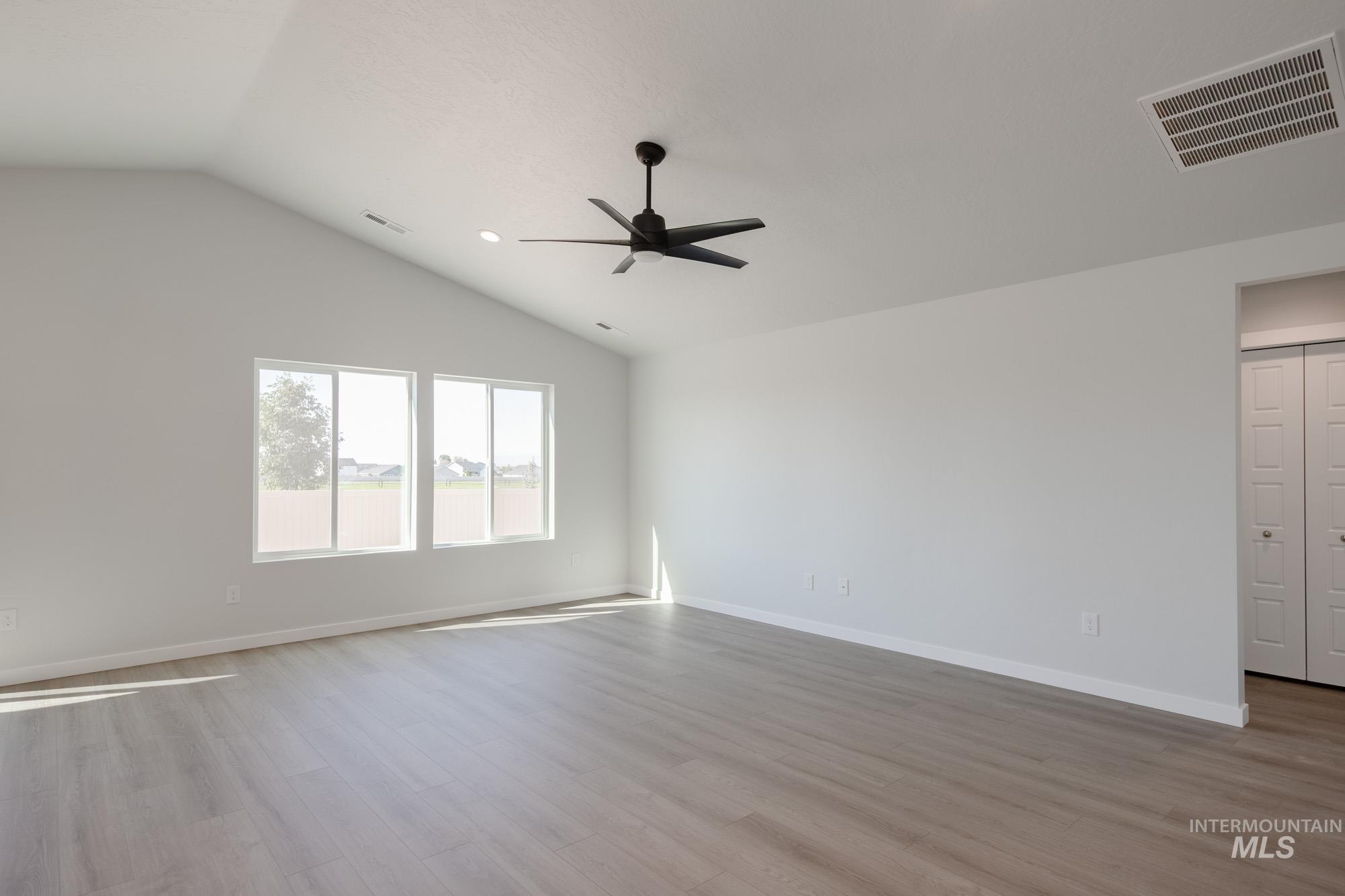 9093 W Camellia St, Nampa, Idaho 83687, 3 Bedrooms, 2 Bathrooms, Residential For Sale, Price $404,990,MLS 98967539