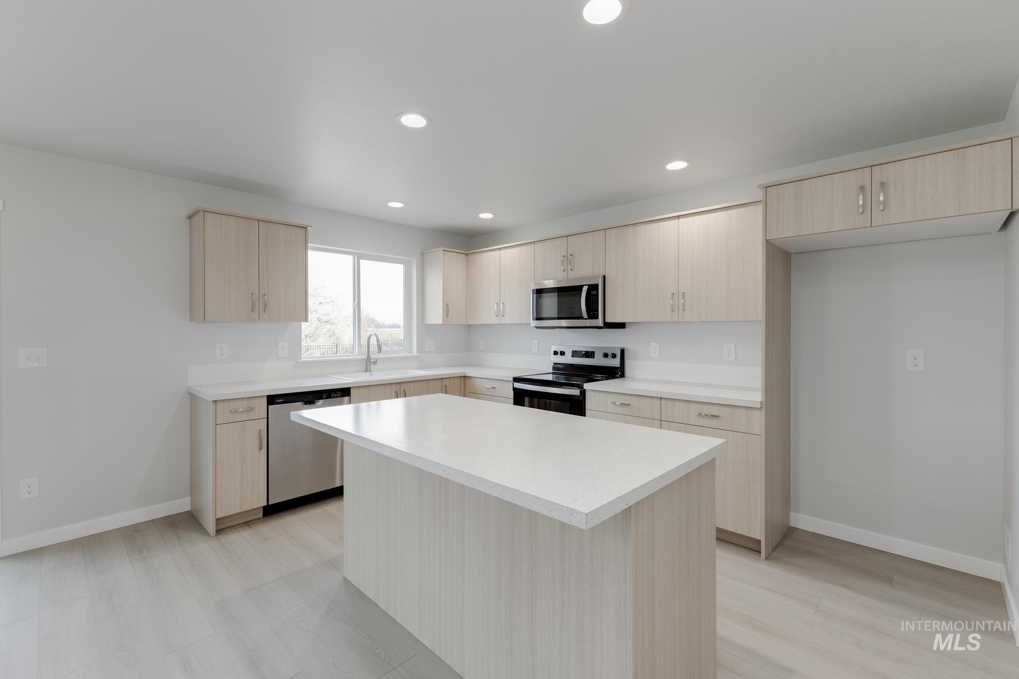 7214 E Shields Dr, Nampa, Idaho 83687, 5 Bedrooms, 3 Bathrooms, Residential For Sale, Price $484,990,MLS 98967540