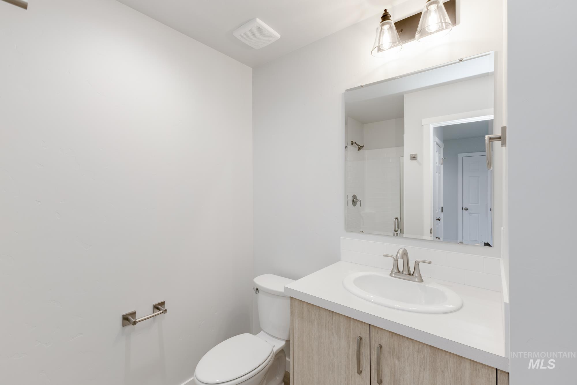 7214 E Shields Dr, Nampa, Idaho 83687, 5 Bedrooms, 3 Bathrooms, Residential For Sale, Price $484,990,MLS 98967540