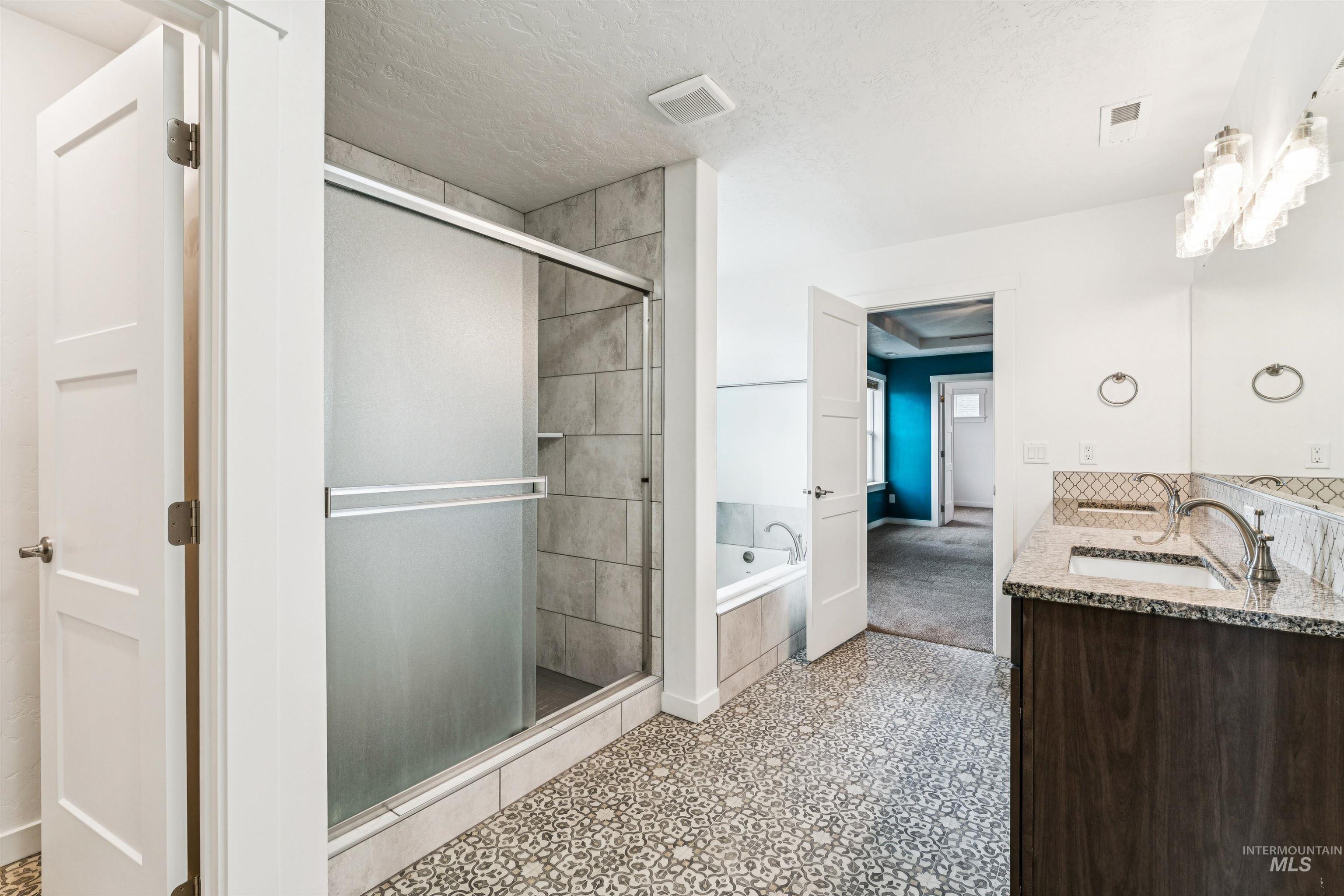 7578 E Wheatley Street, Nampa, Idaho 83687, 5 Bedrooms, 3 Bathrooms, Residential For Sale, Price $615,000,MLS 98967544