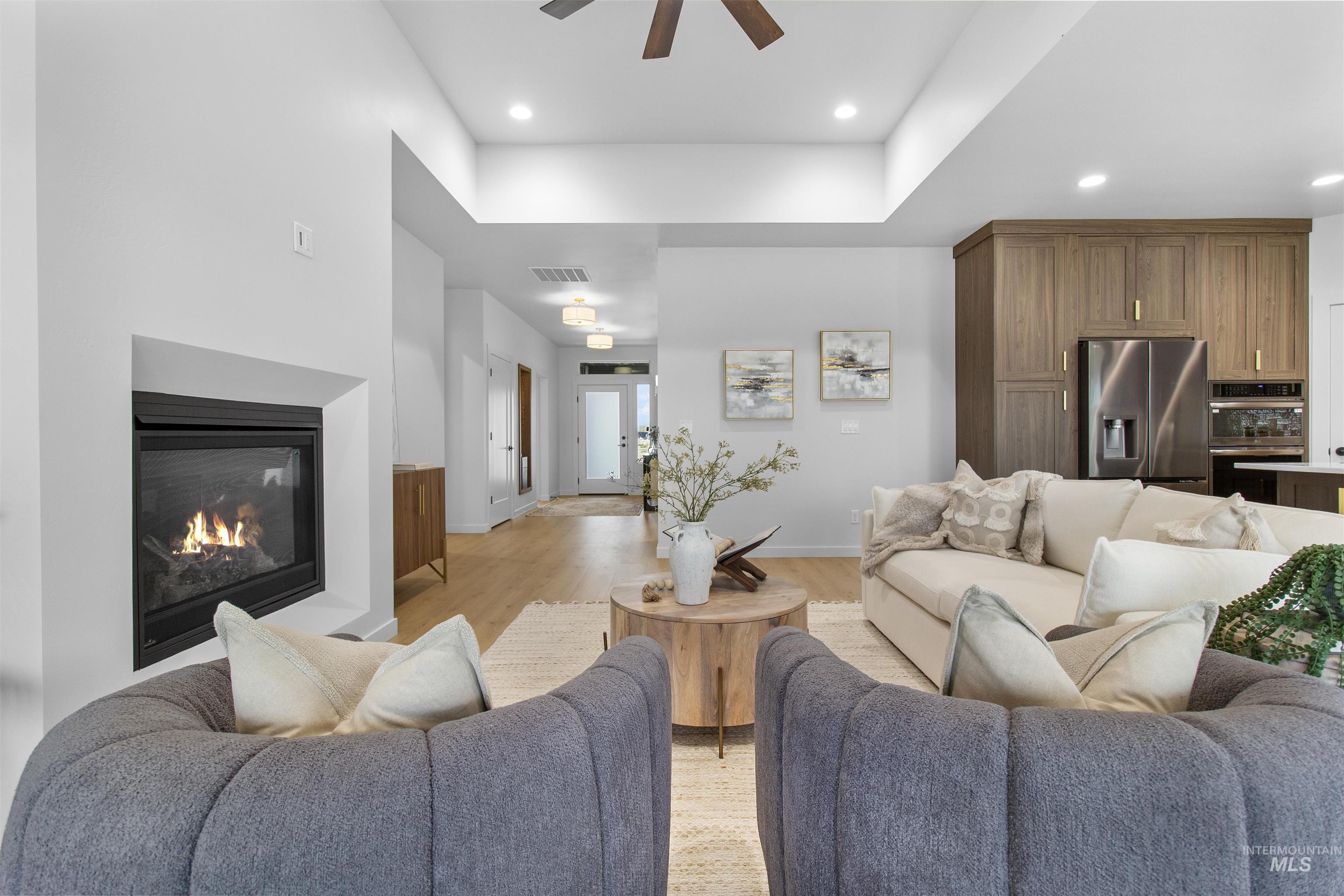 1266 Crestview Dr., Twin Falls, Idaho 83301, 3 Bedrooms, 2 Bathrooms, Residential For Sale, Price $589,500,MLS 98967549