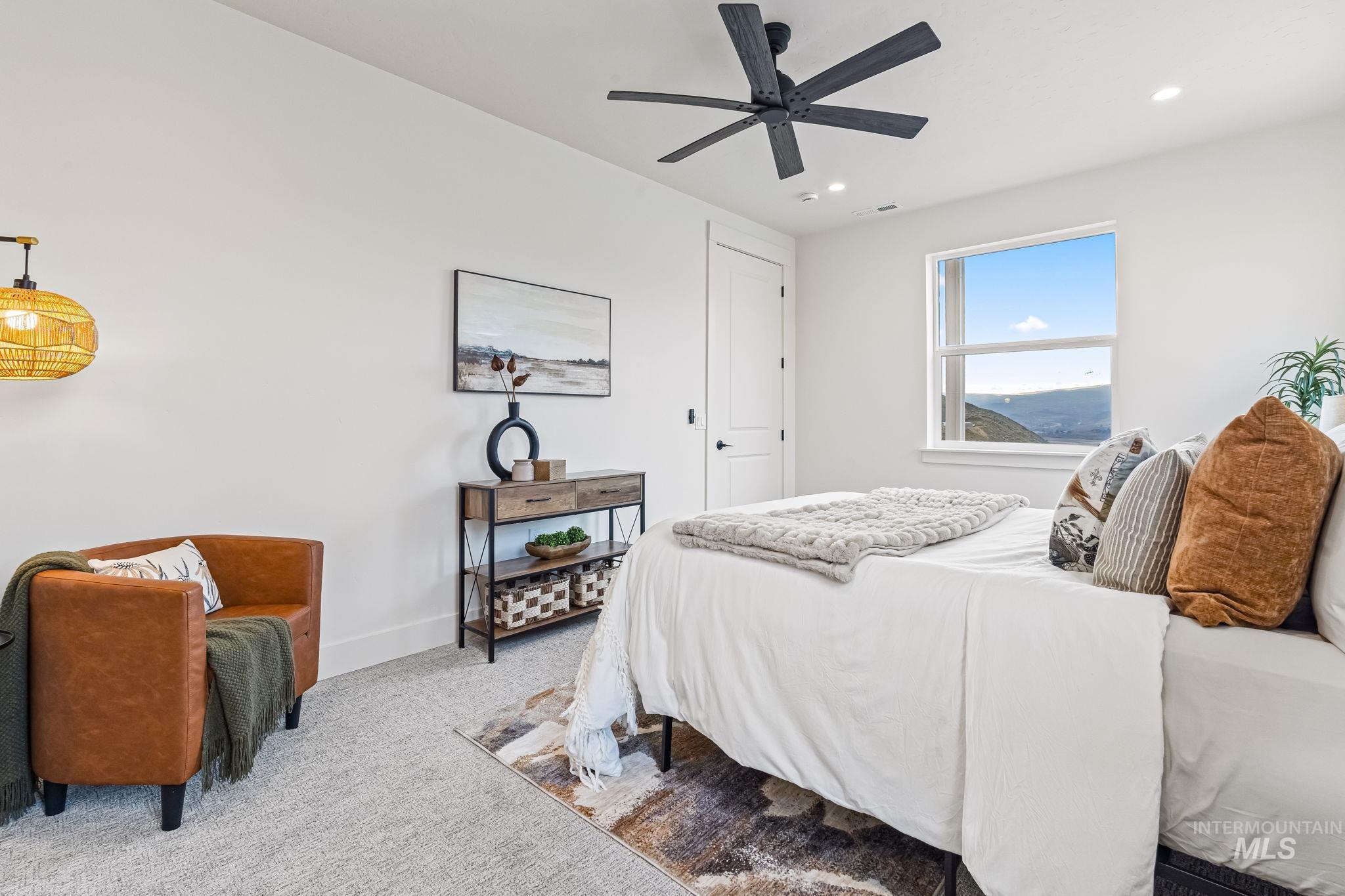 6 Margarets Way, Horseshoe Bend, Idaho 83629, 3 Bedrooms, 3.5 Bathrooms, Residential For Sale, Price $775,000,MLS 98967554