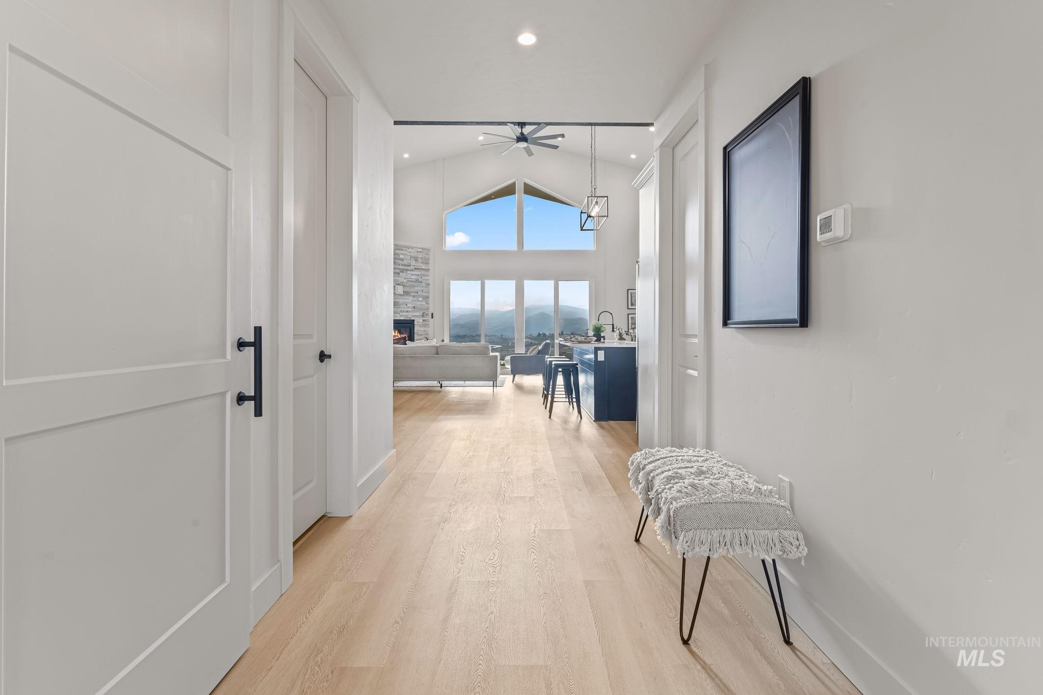 6 Margarets Way, Horseshoe Bend, Idaho 83629, 3 Bedrooms, 3.5 Bathrooms, Residential For Sale, Price $775,000,MLS 98967554