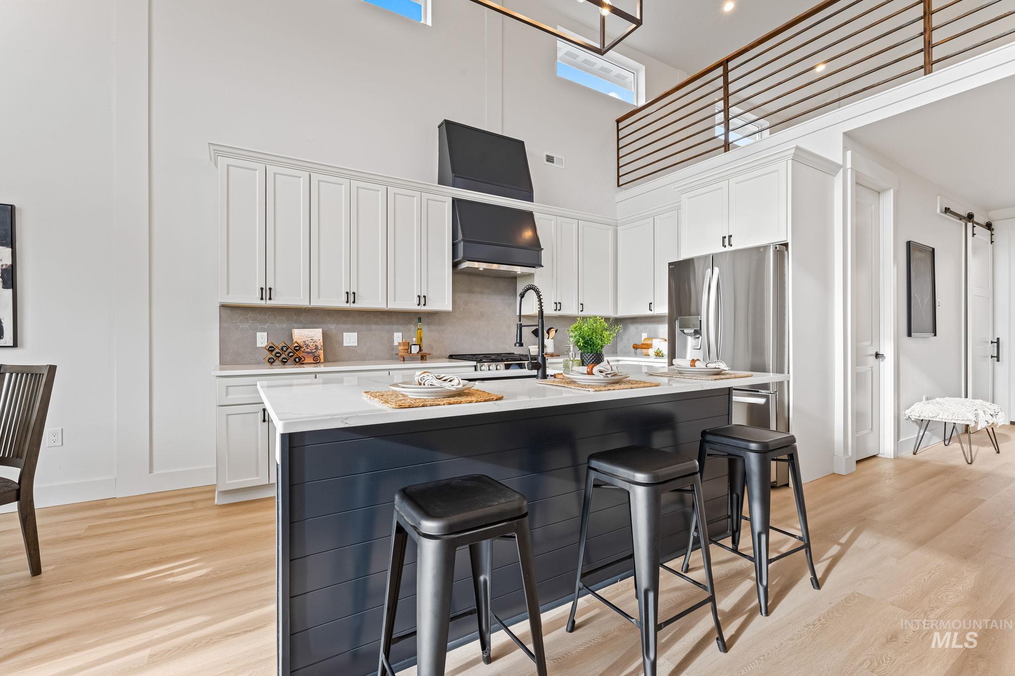 6 Margarets Way, Horseshoe Bend, Idaho 83629, 3 Bedrooms, 3.5 Bathrooms, Residential For Sale, Price $775,000,MLS 98967554