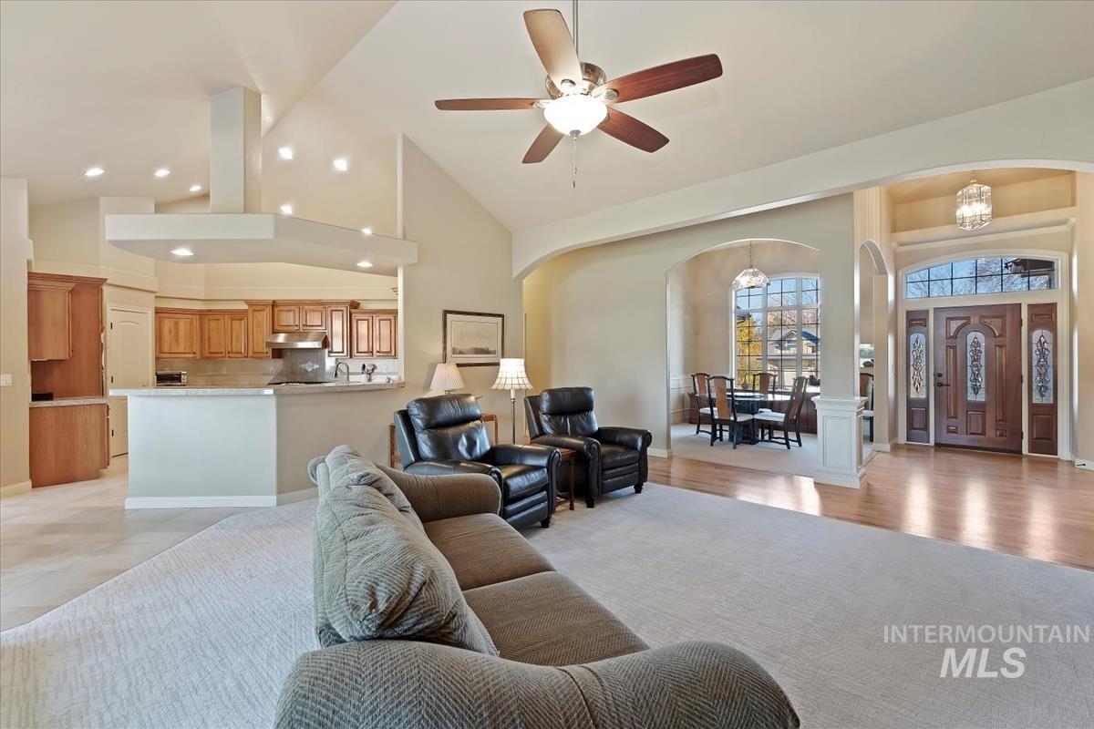 2804 S Island Dr, Nampa, Idaho 83686-4912, 4 Bedrooms, 2.5 Bathrooms, Residential For Sale, Price $789,900,MLS 98967567